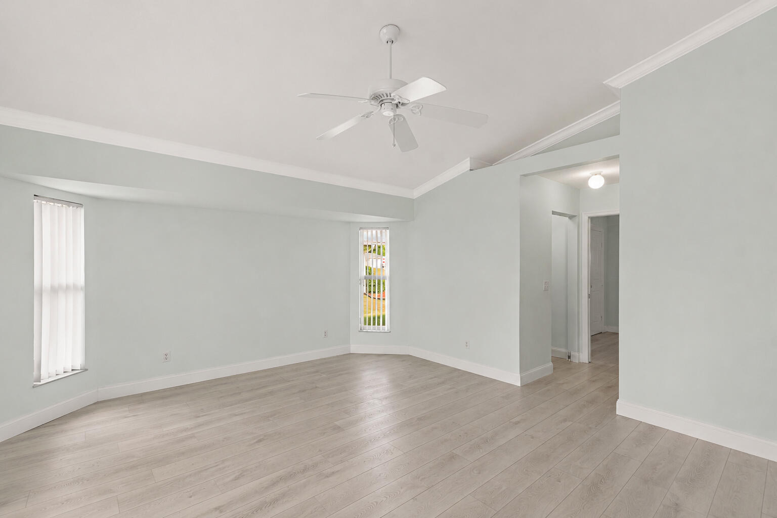488 Arbor Street Property Photo 12