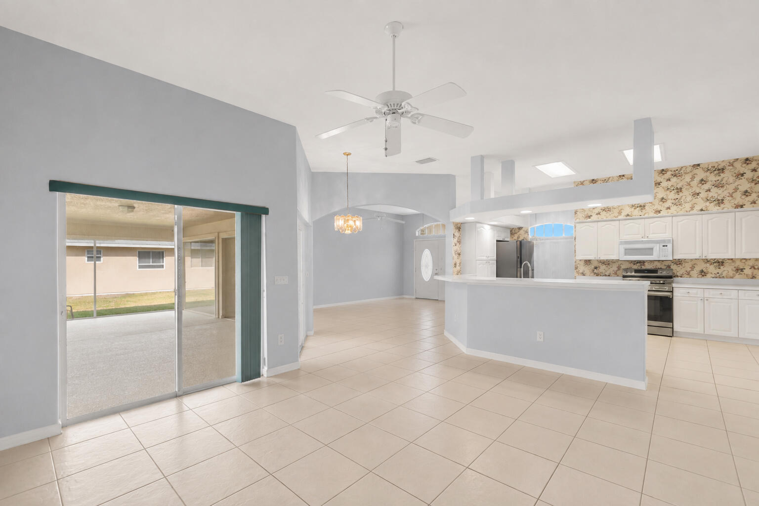 488 Arbor Street Property Photo 15