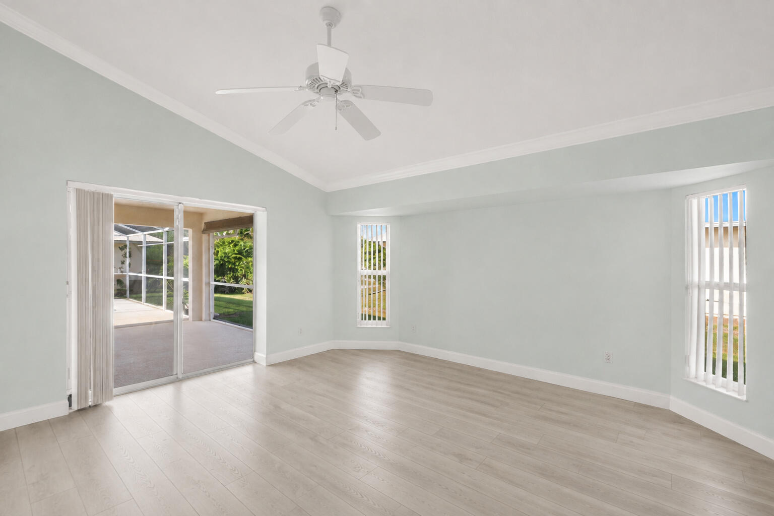 488 Arbor Street Property Photo 17