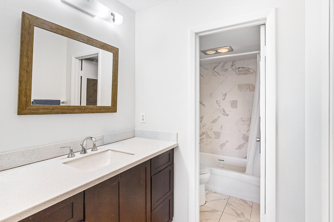 950 S Kanner Highway Unit B31 Property Photo 4