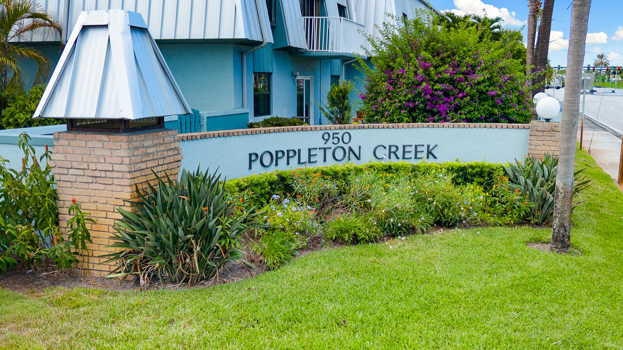 950 S Kanner Highway Unit B31 Property Photo 13