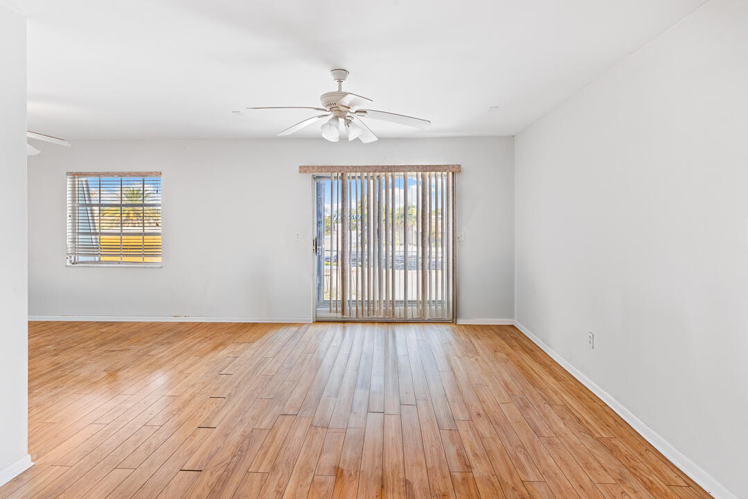 950 S Kanner Highway Unit B31 Property Photo 17