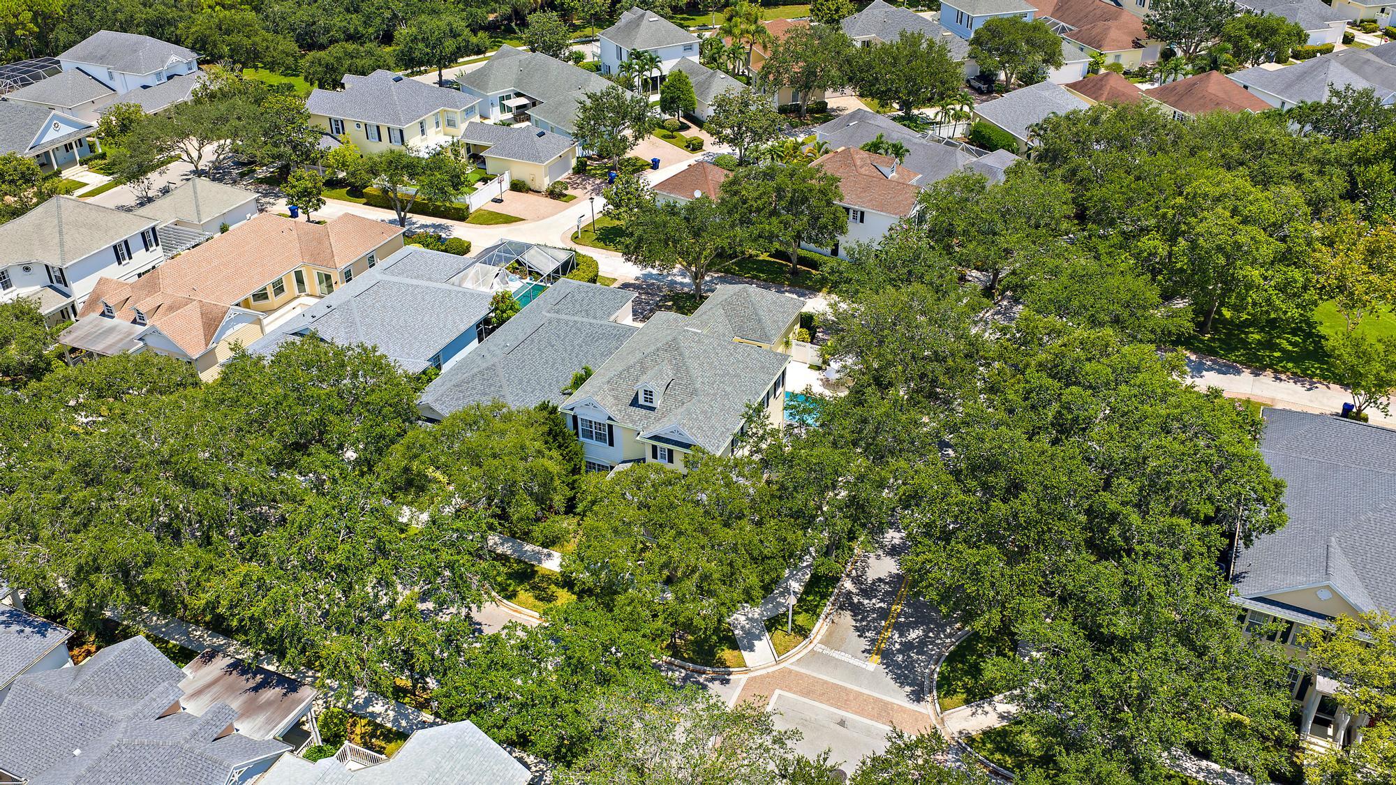 221 New Haven Boulevard Property Photo 33