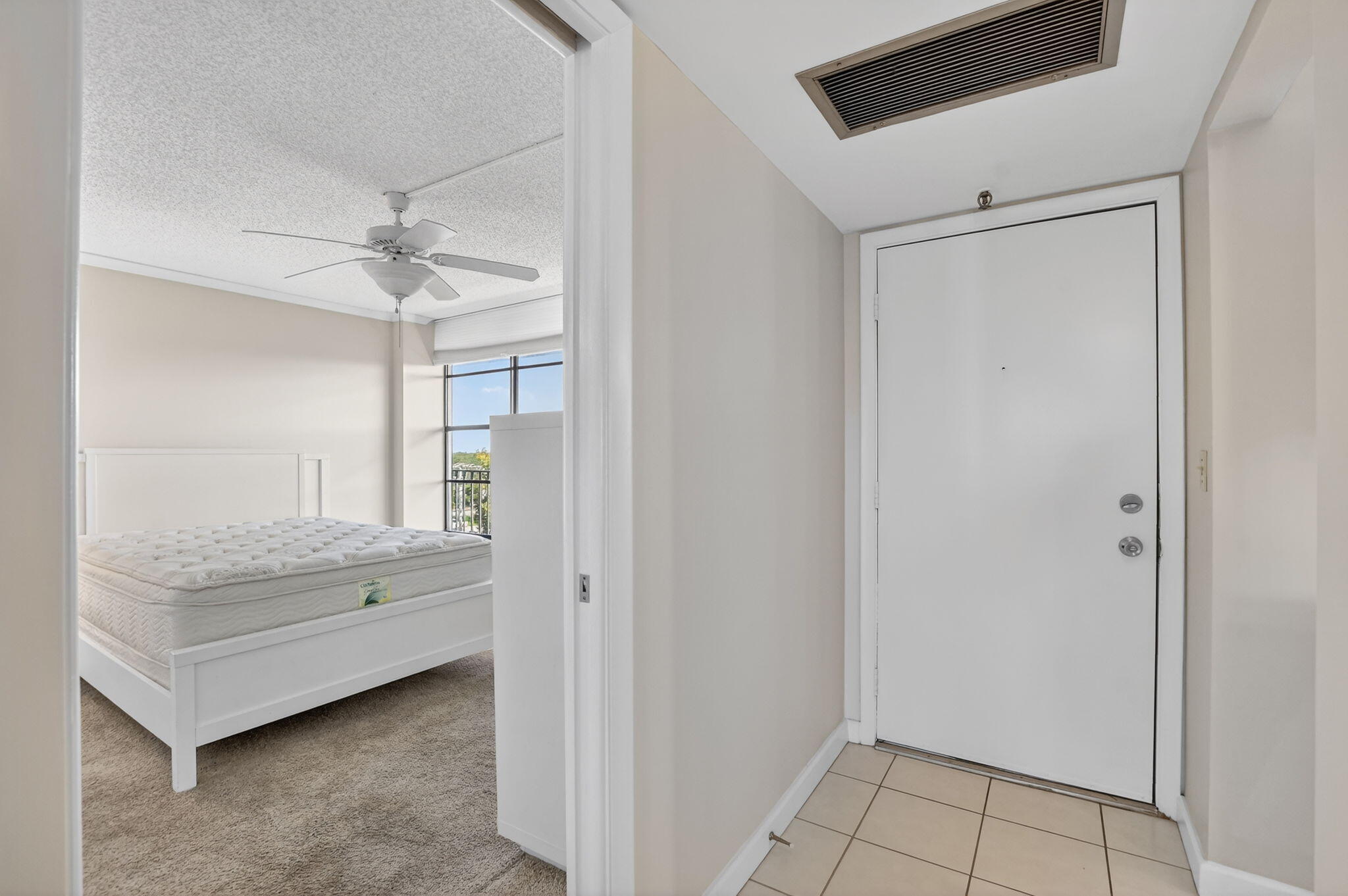 20 Royal Palm Way 602 Property Photo 15
