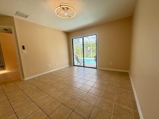 2341 Sw Lawford Street Property Photo 6