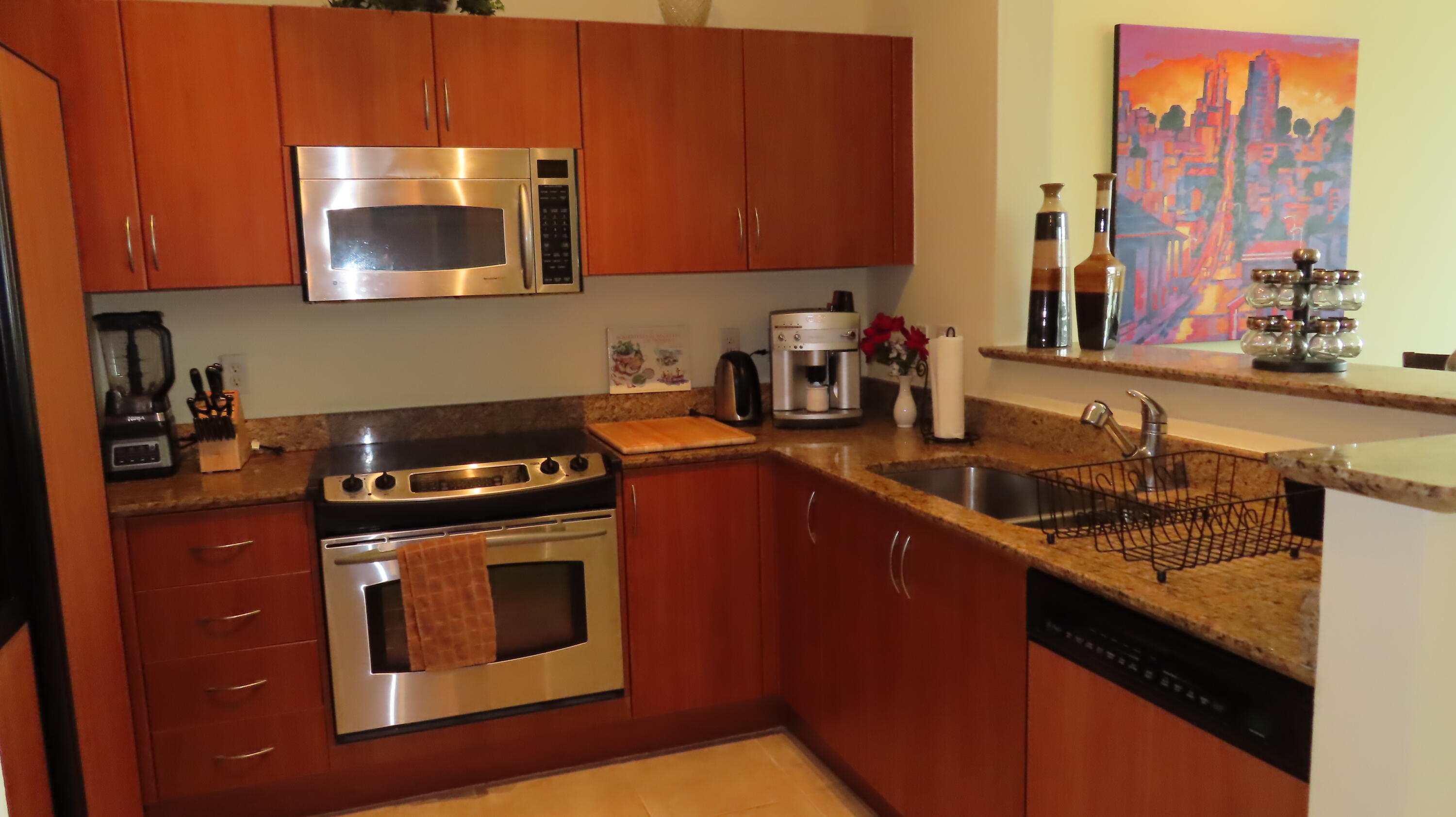 806 E Windward Way 604 Property Photo 6