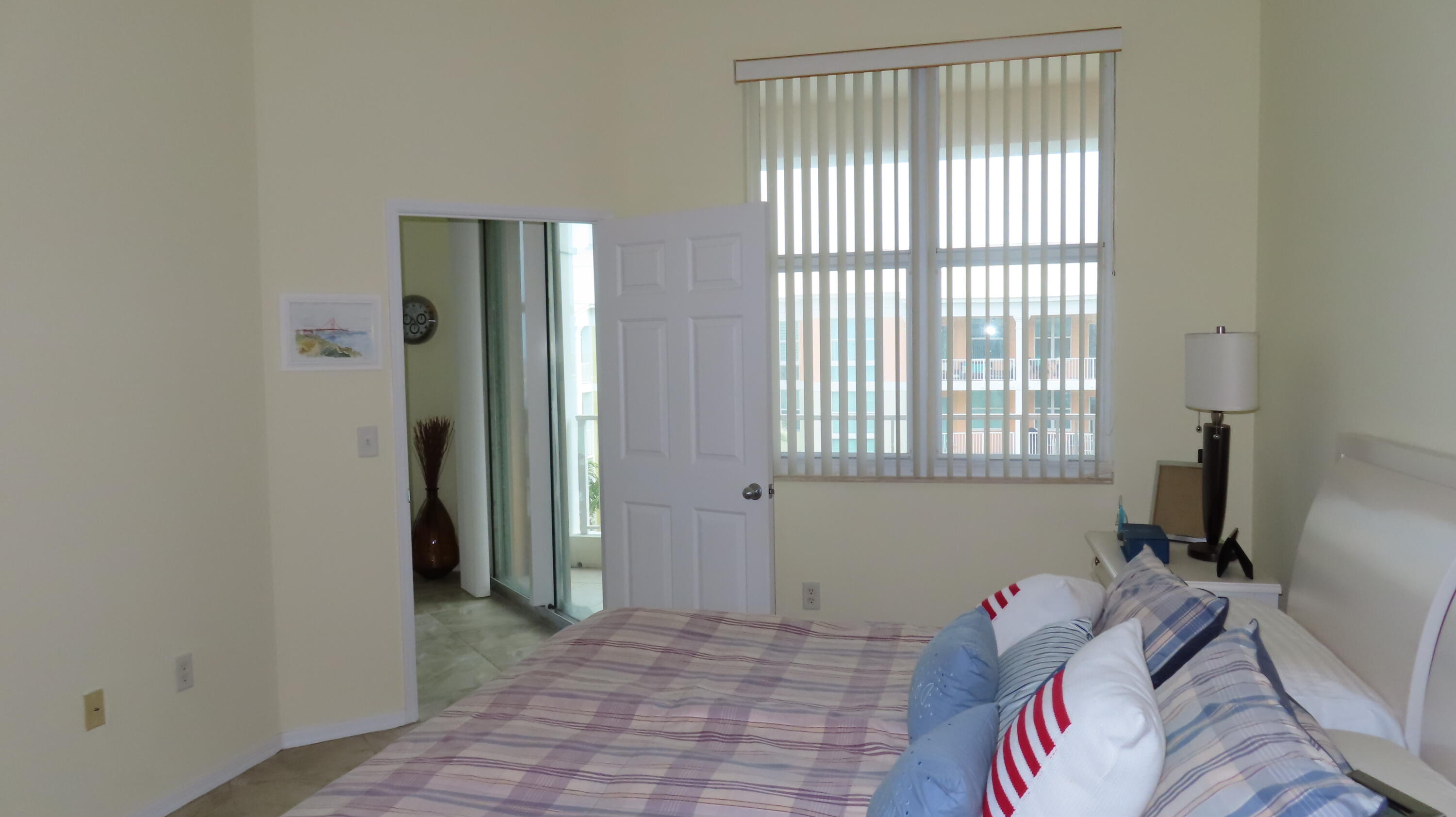 806 E Windward Way 604 Property Photo 12