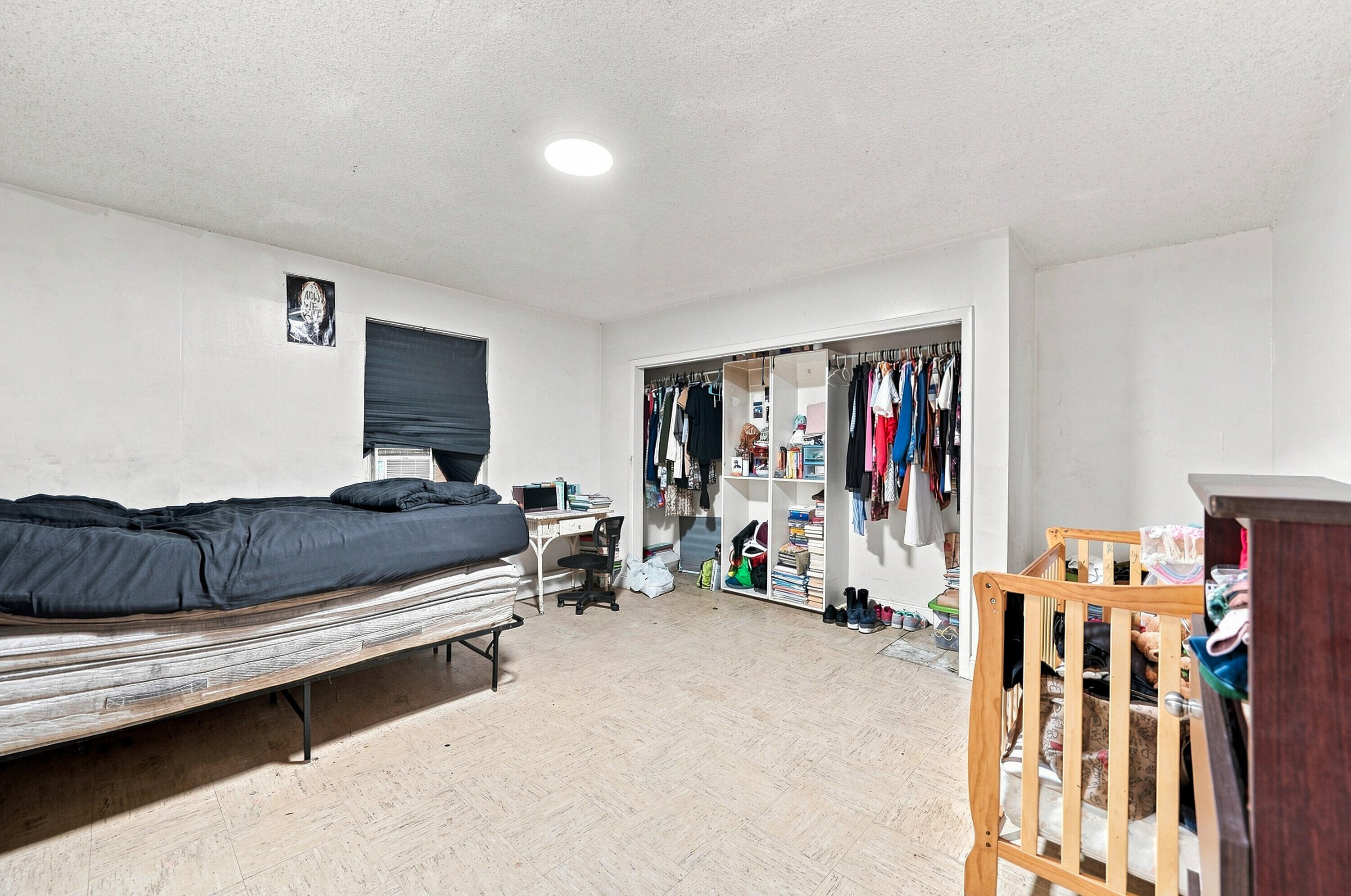 1010 Burlington Street Property Photo 23