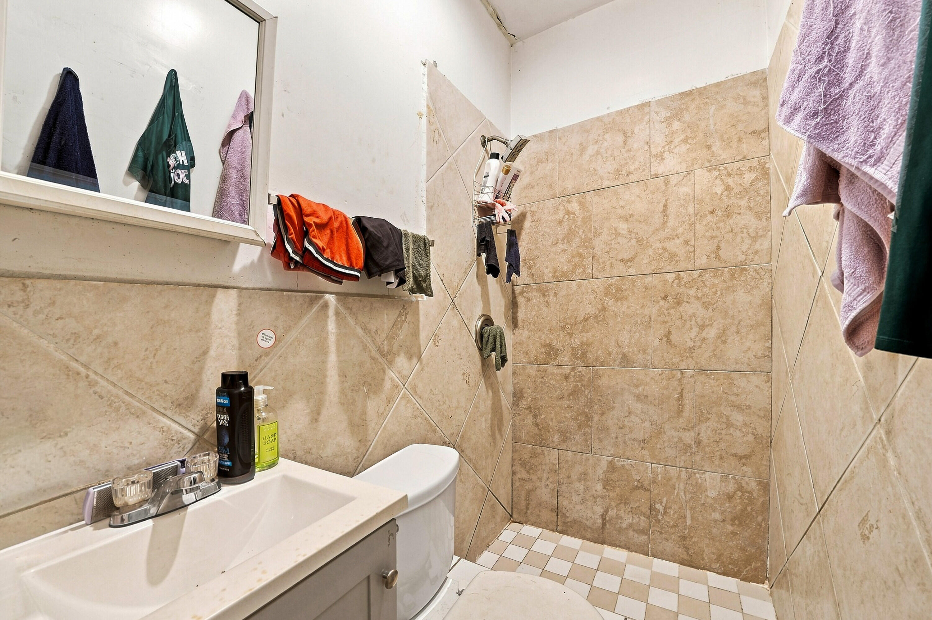 1010 Burlington Street Property Photo 31
