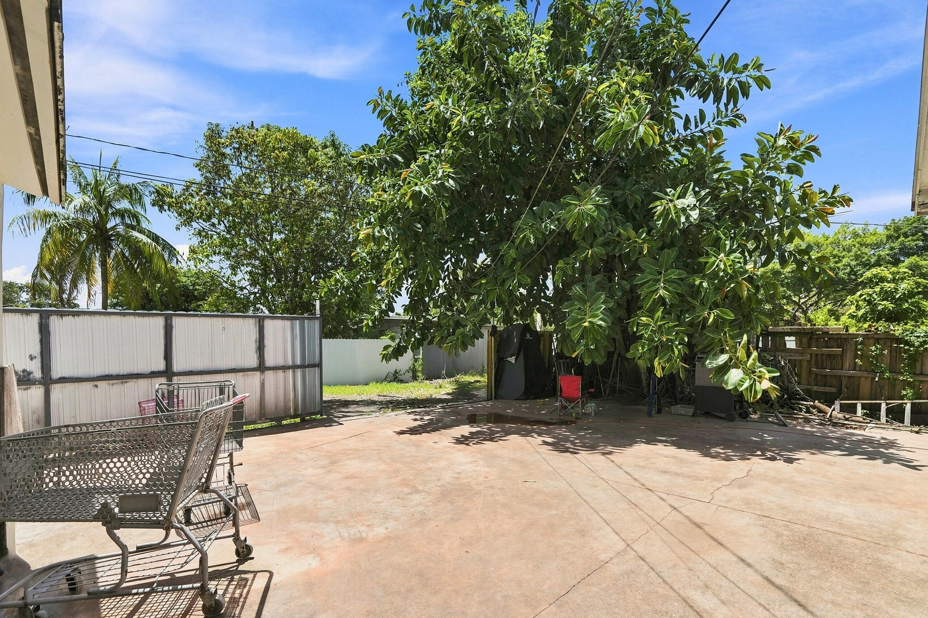 1010 Burlington Street Property Photo 41