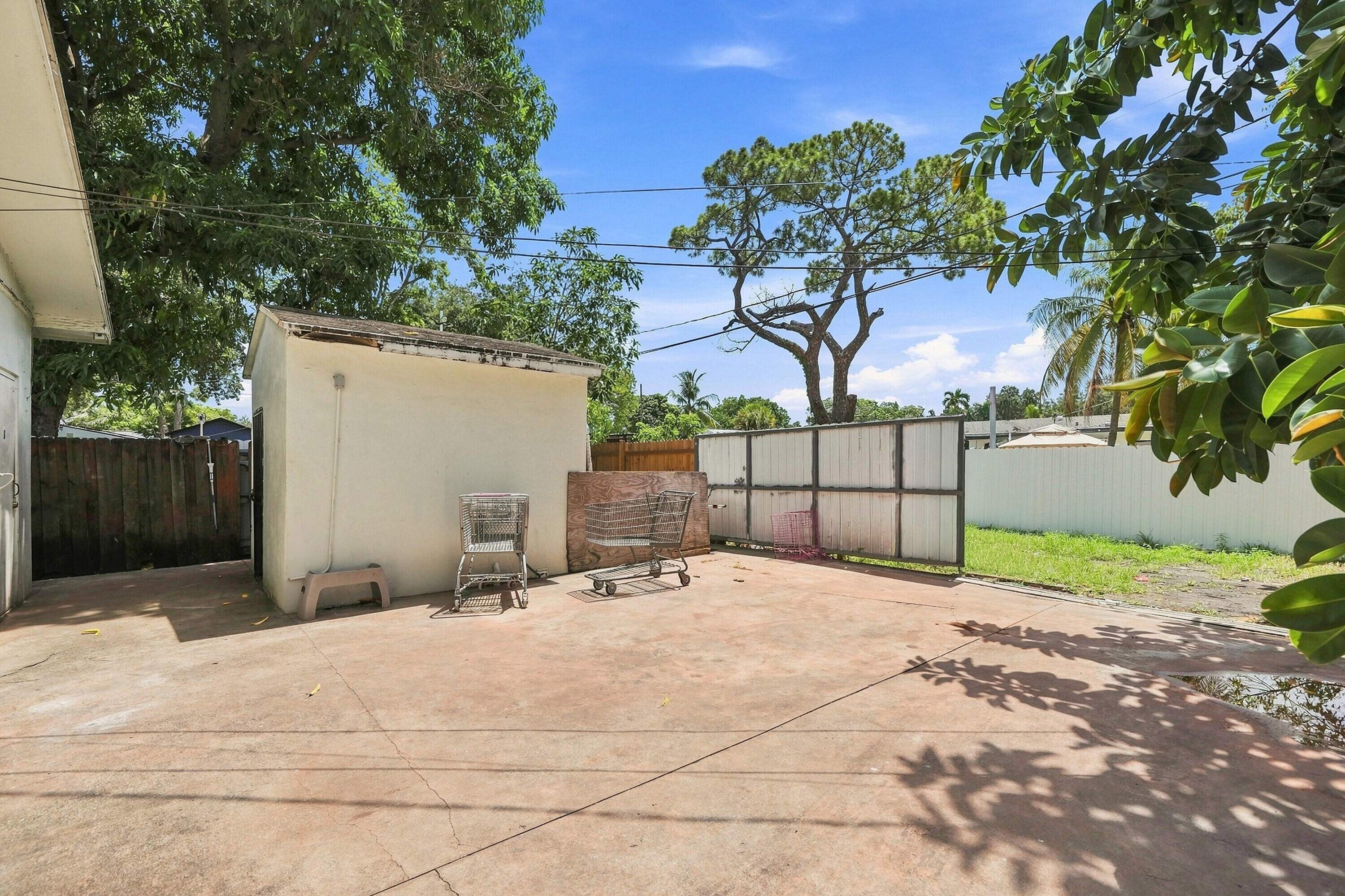 1010 Burlington Street Property Photo 42