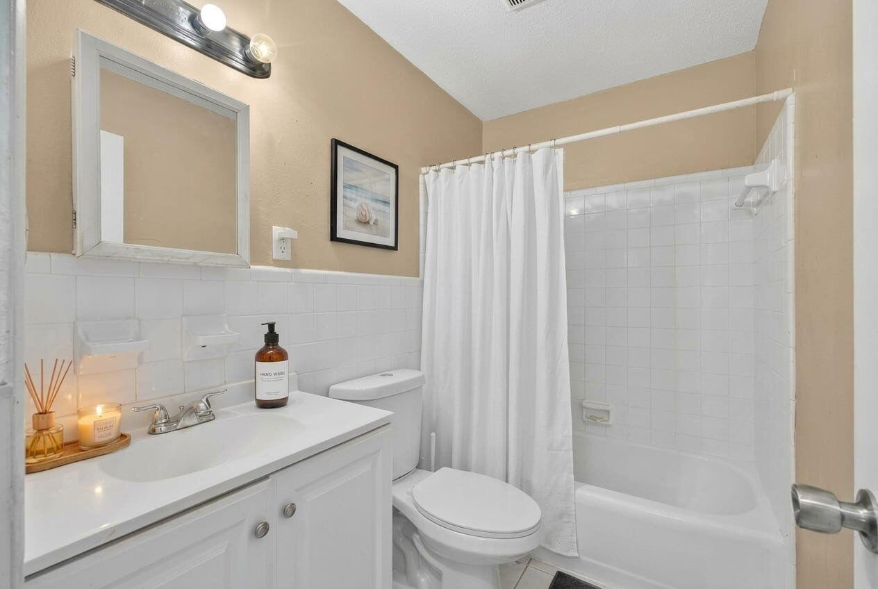 3408 E Avenue H W Property Photo 9