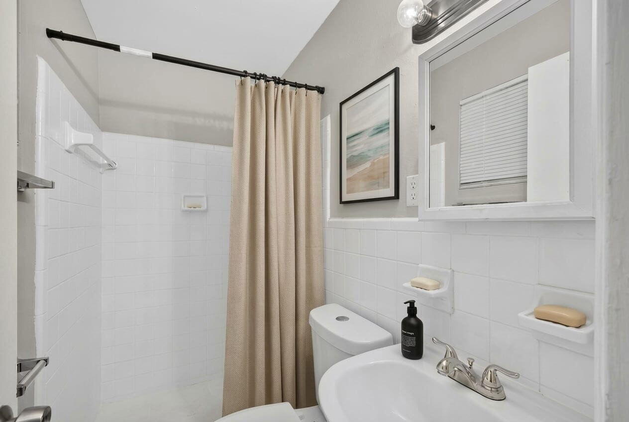 3408 E Avenue H W Property Photo 10