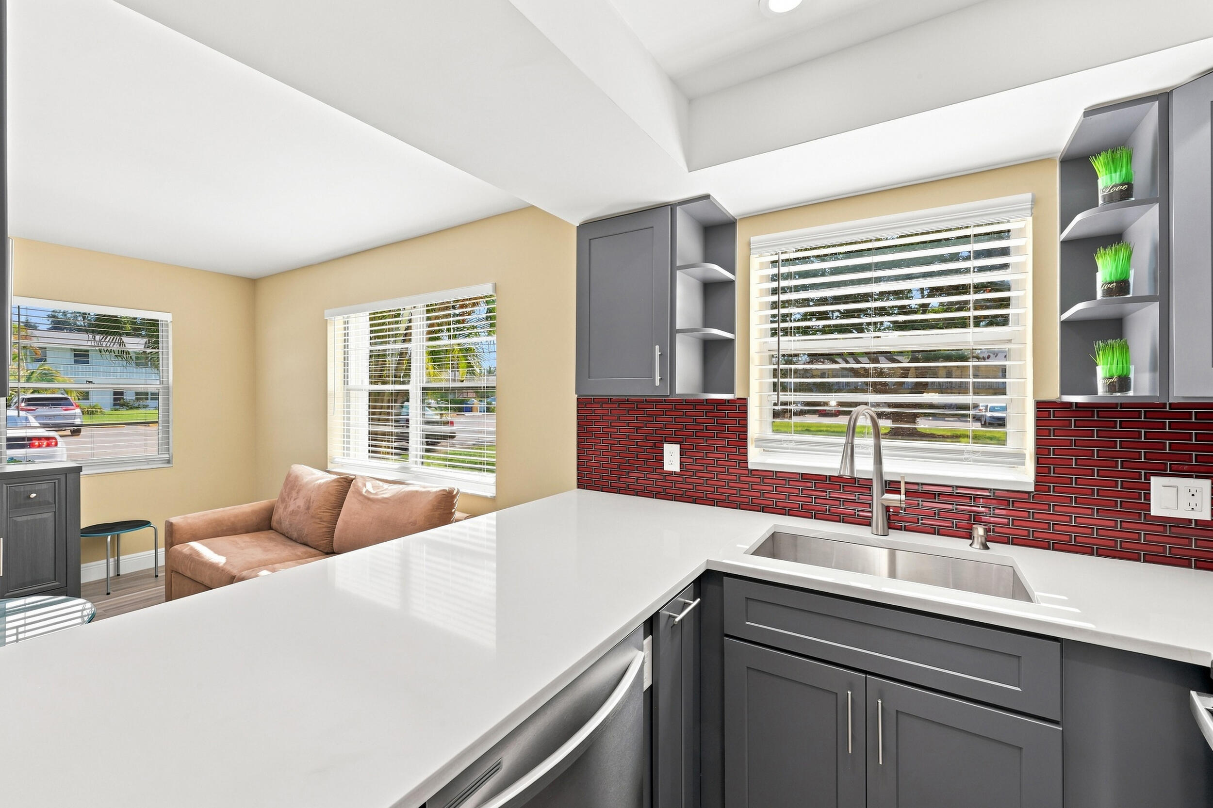 197 Sussex K Property Photo 17
