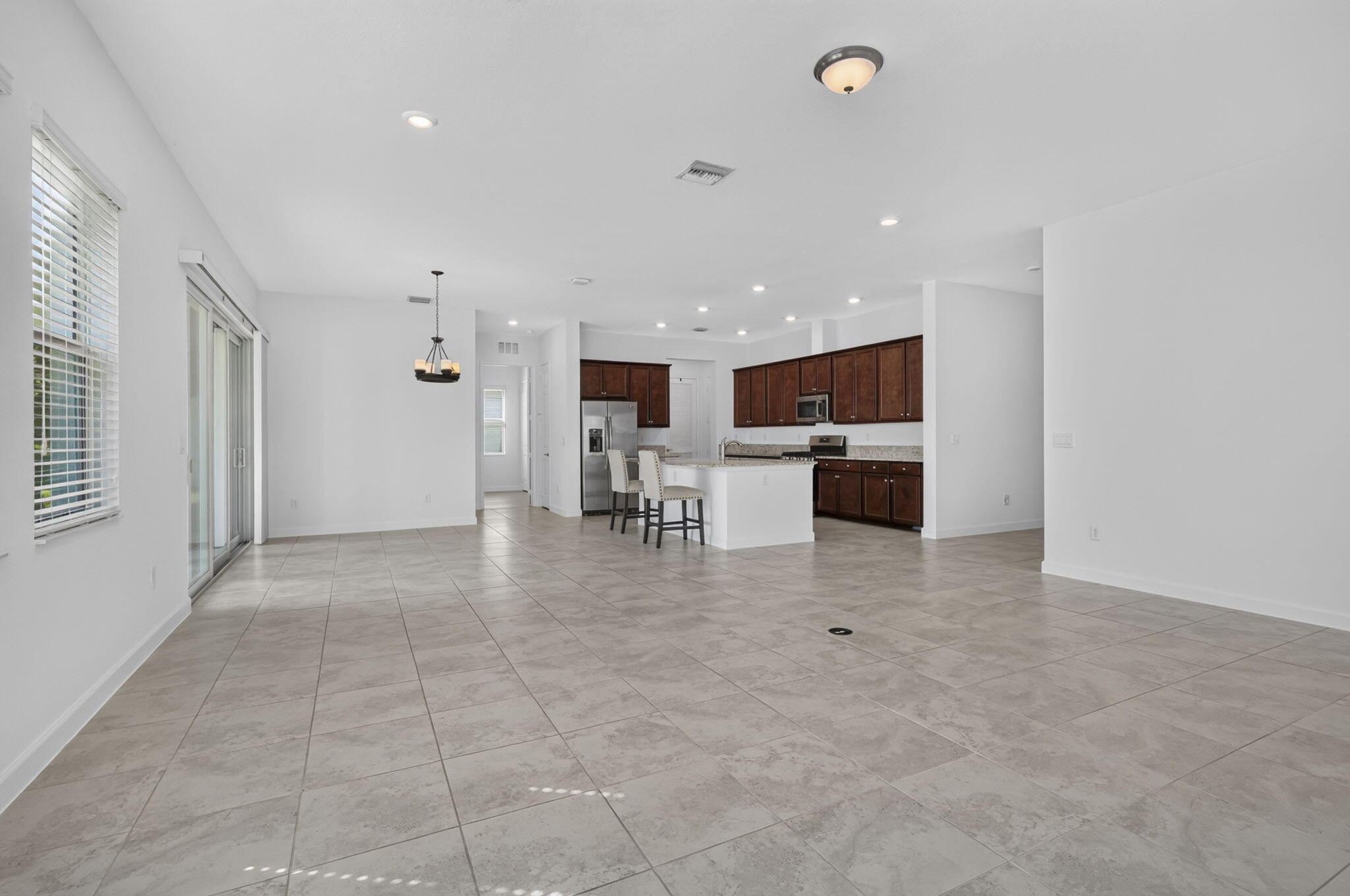 1000 Sterling Pine Place Property Photo 12