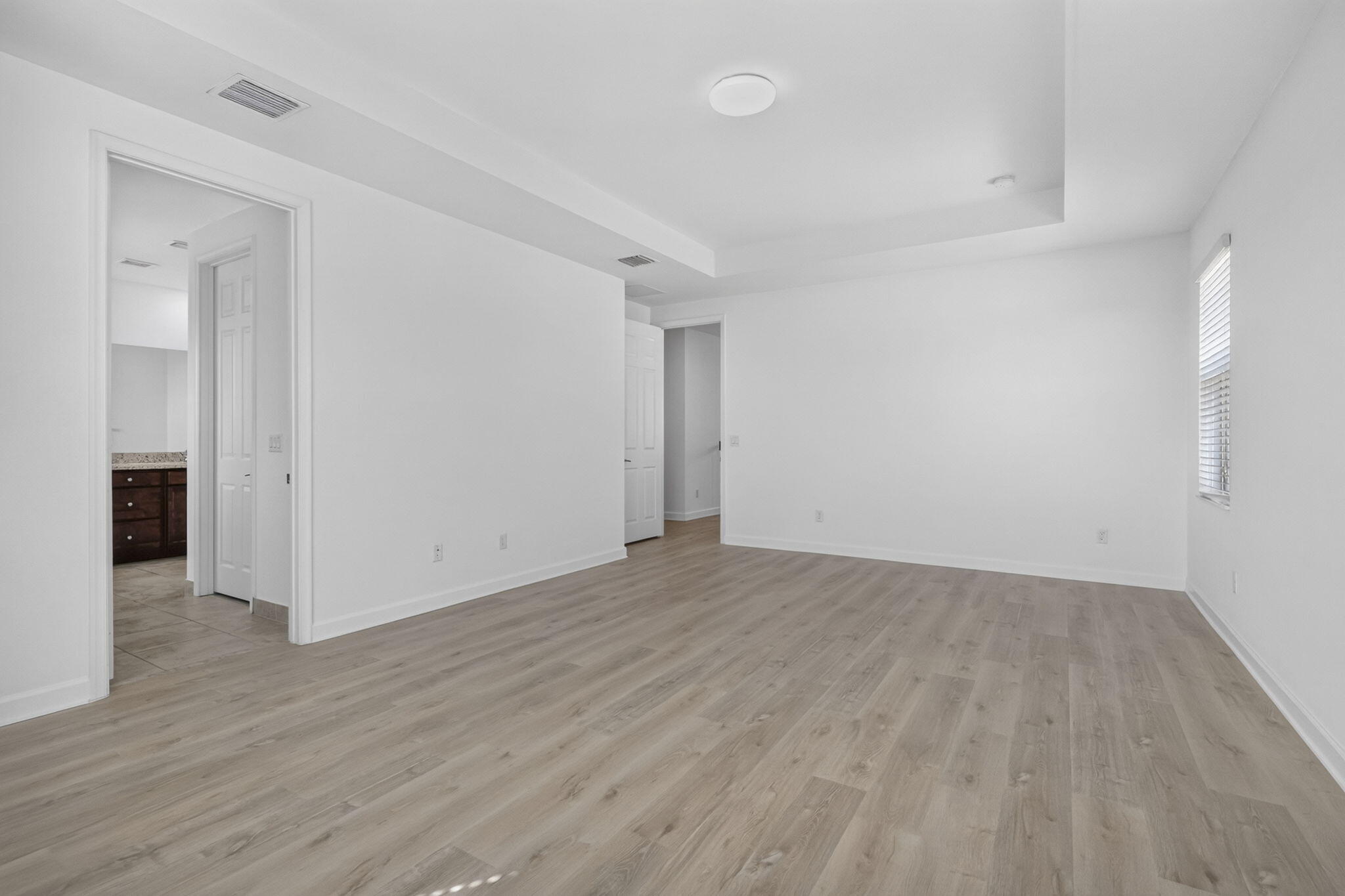 1000 Sterling Pine Place Property Photo 27