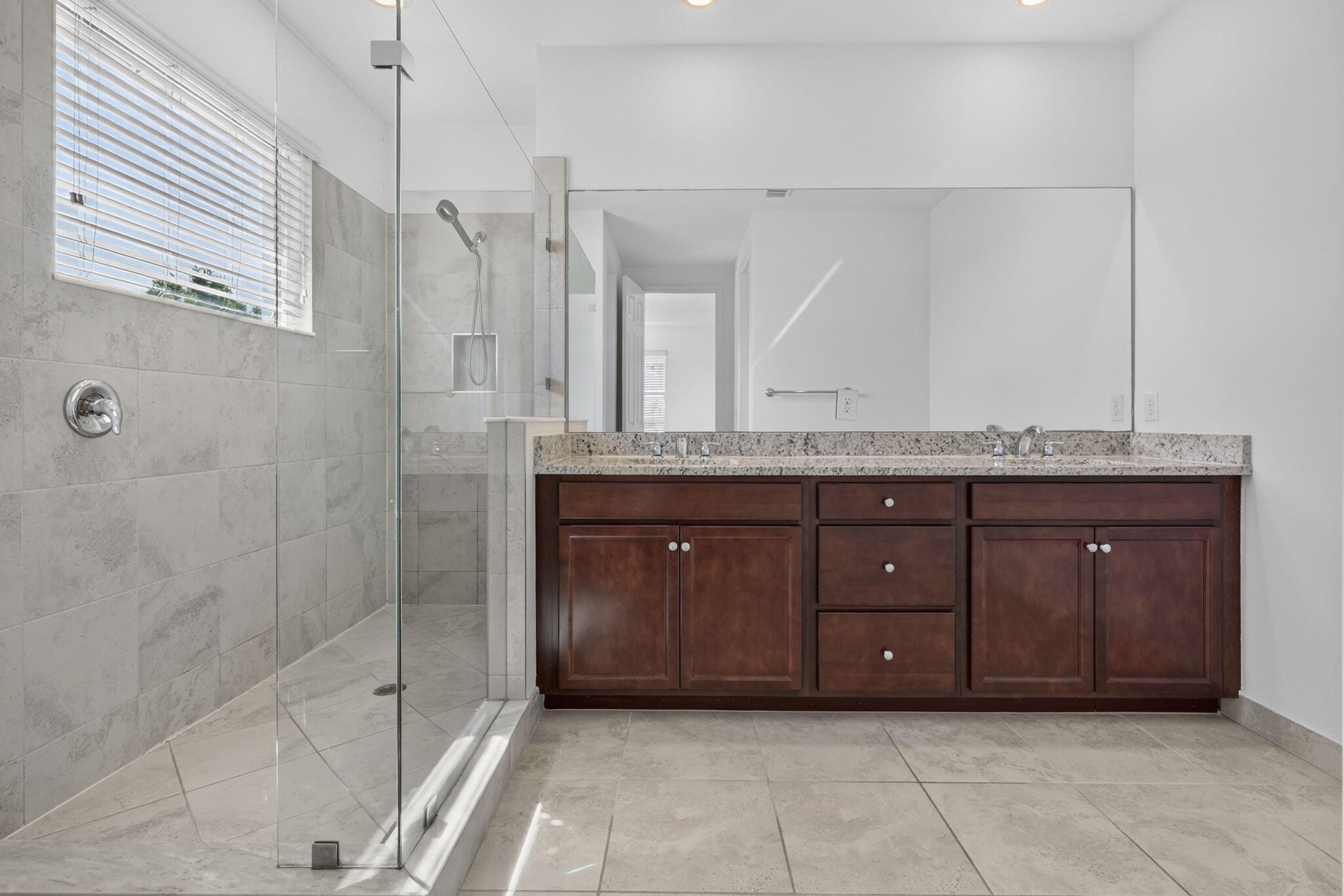 1000 Sterling Pine Place Property Photo 28