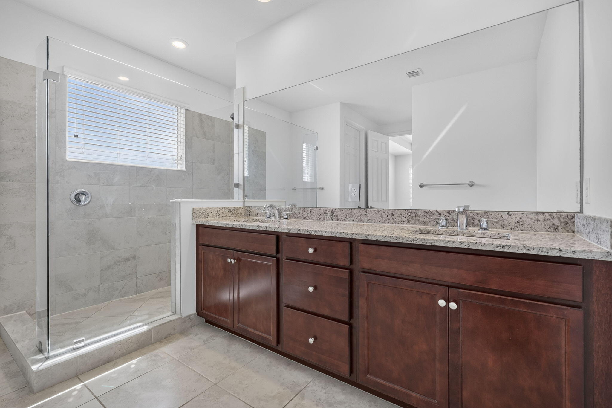 1000 Sterling Pine Place Property Photo 29