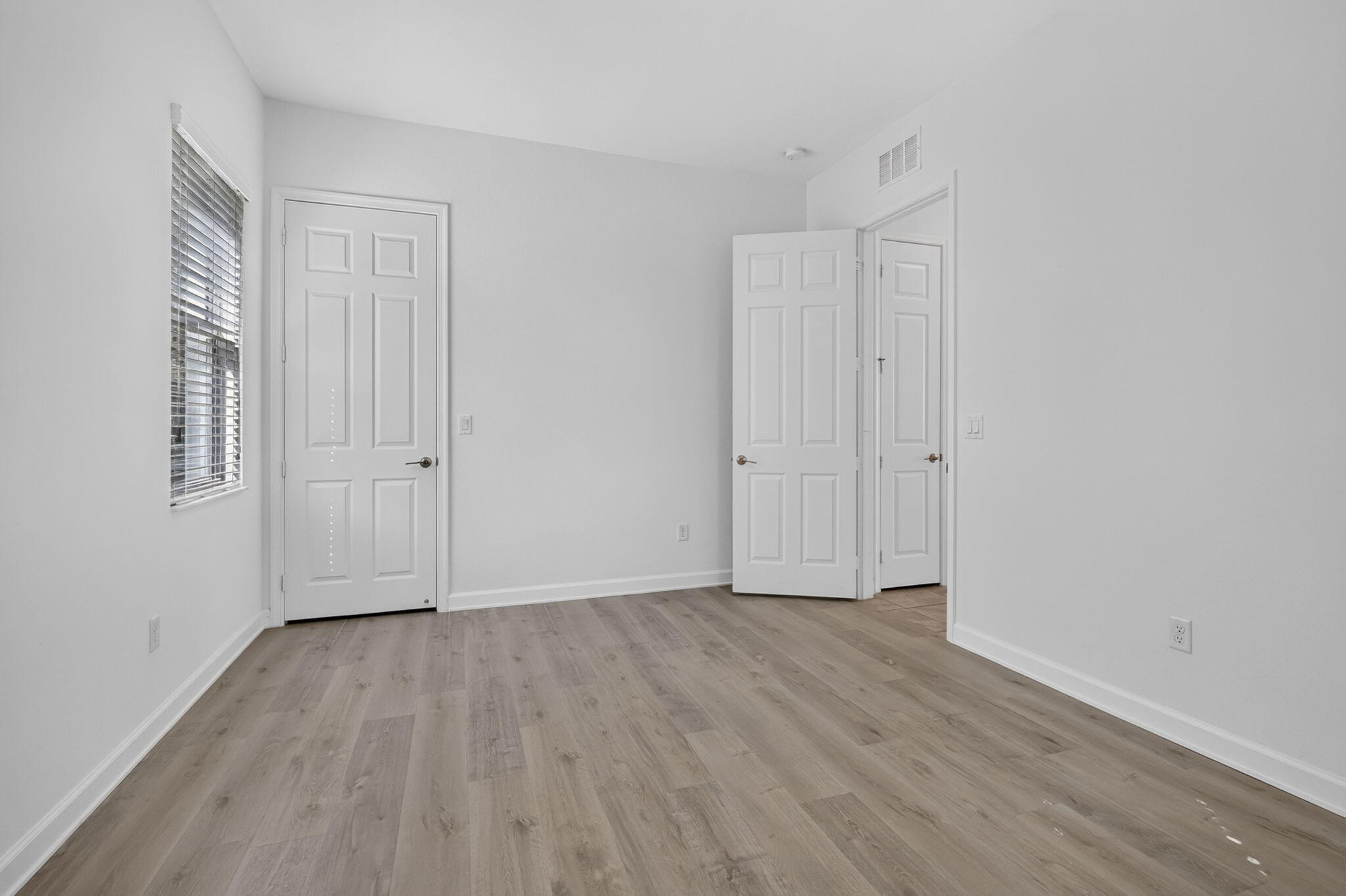 1000 Sterling Pine Place Property Photo 33