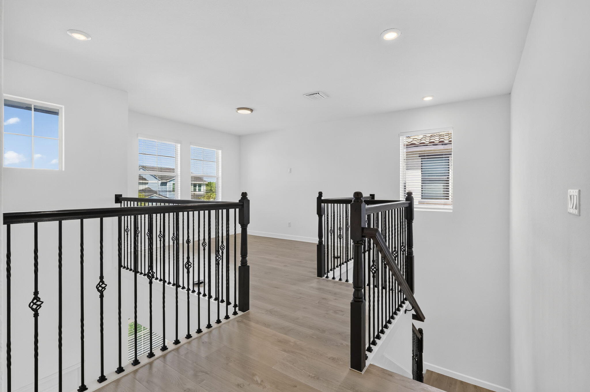 1000 Sterling Pine Place Property Photo 37