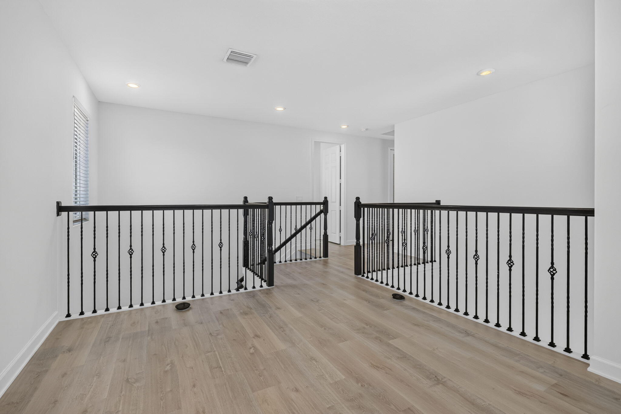 1000 Sterling Pine Place Property Photo 39