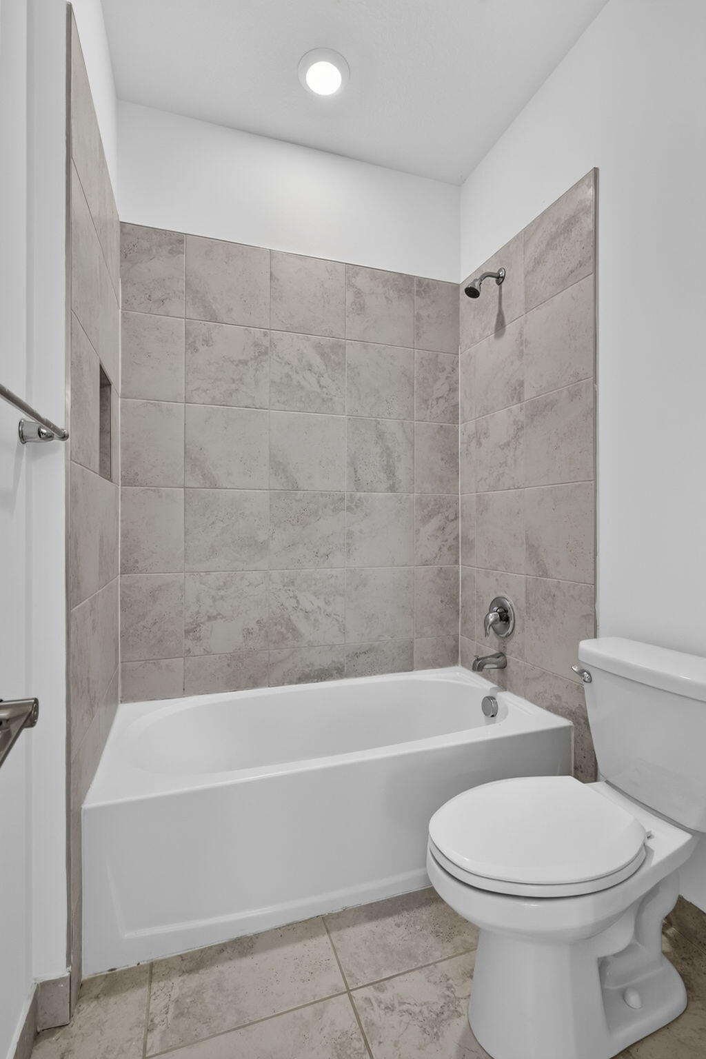 1000 Sterling Pine Place Property Photo 48