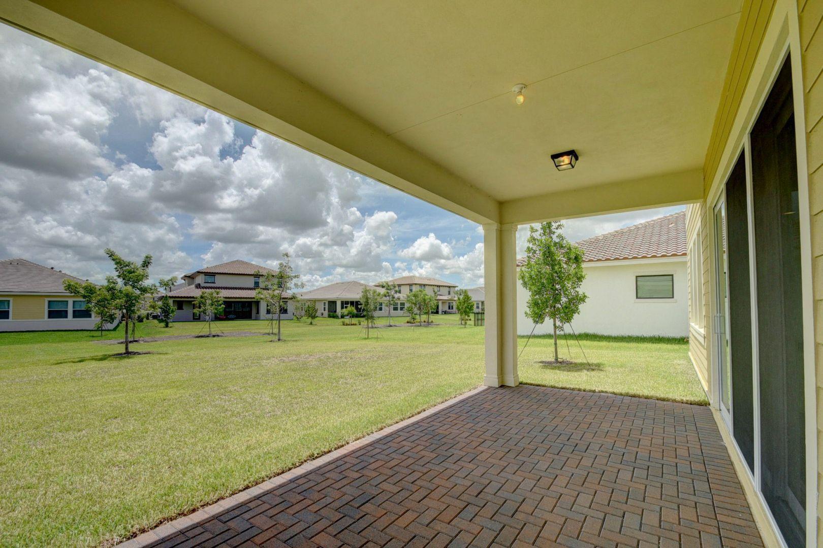 1000 Sterling Pine Place Property Photo 88