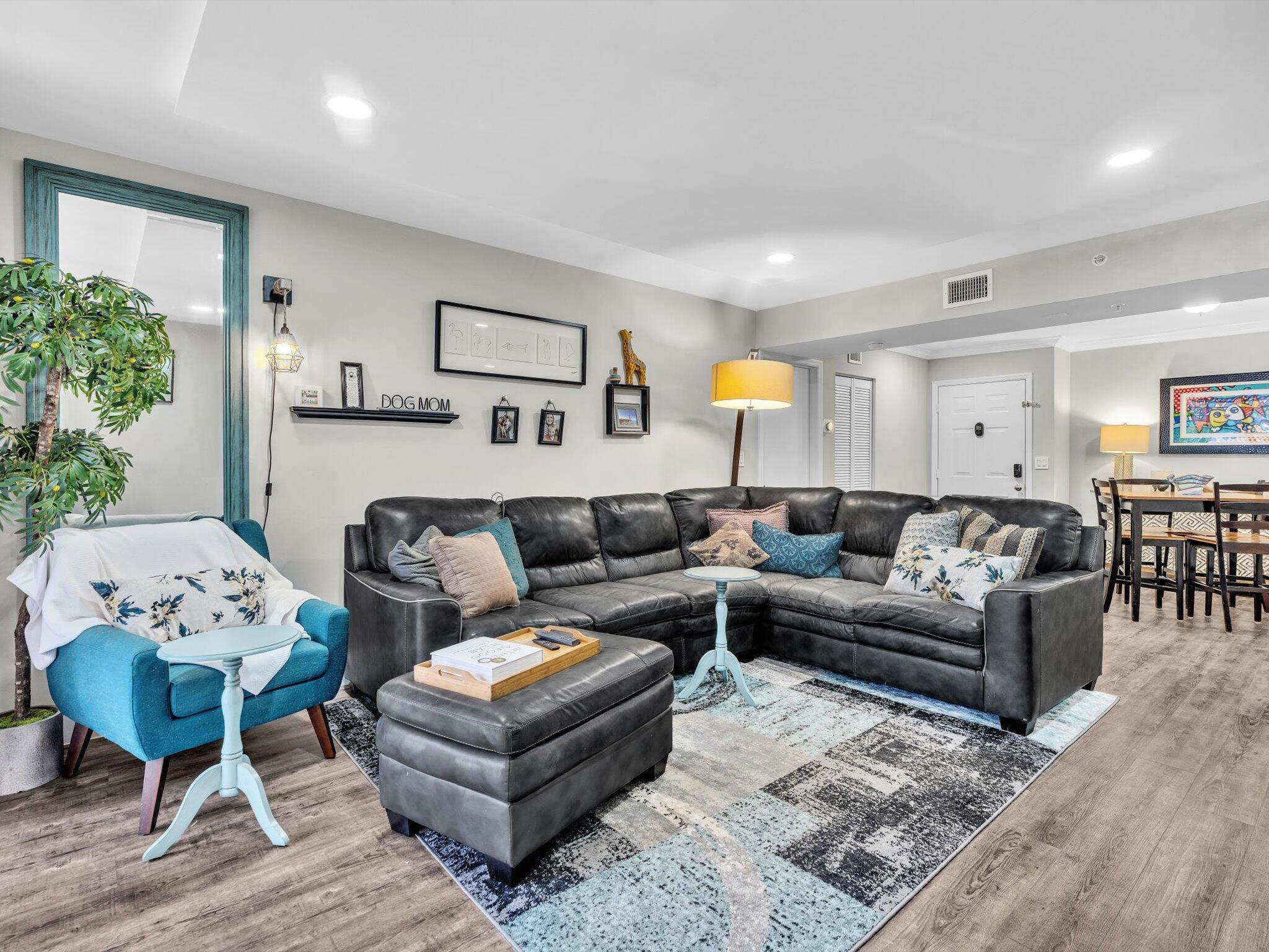 2721 OCEAN CLUB Boulevard 104