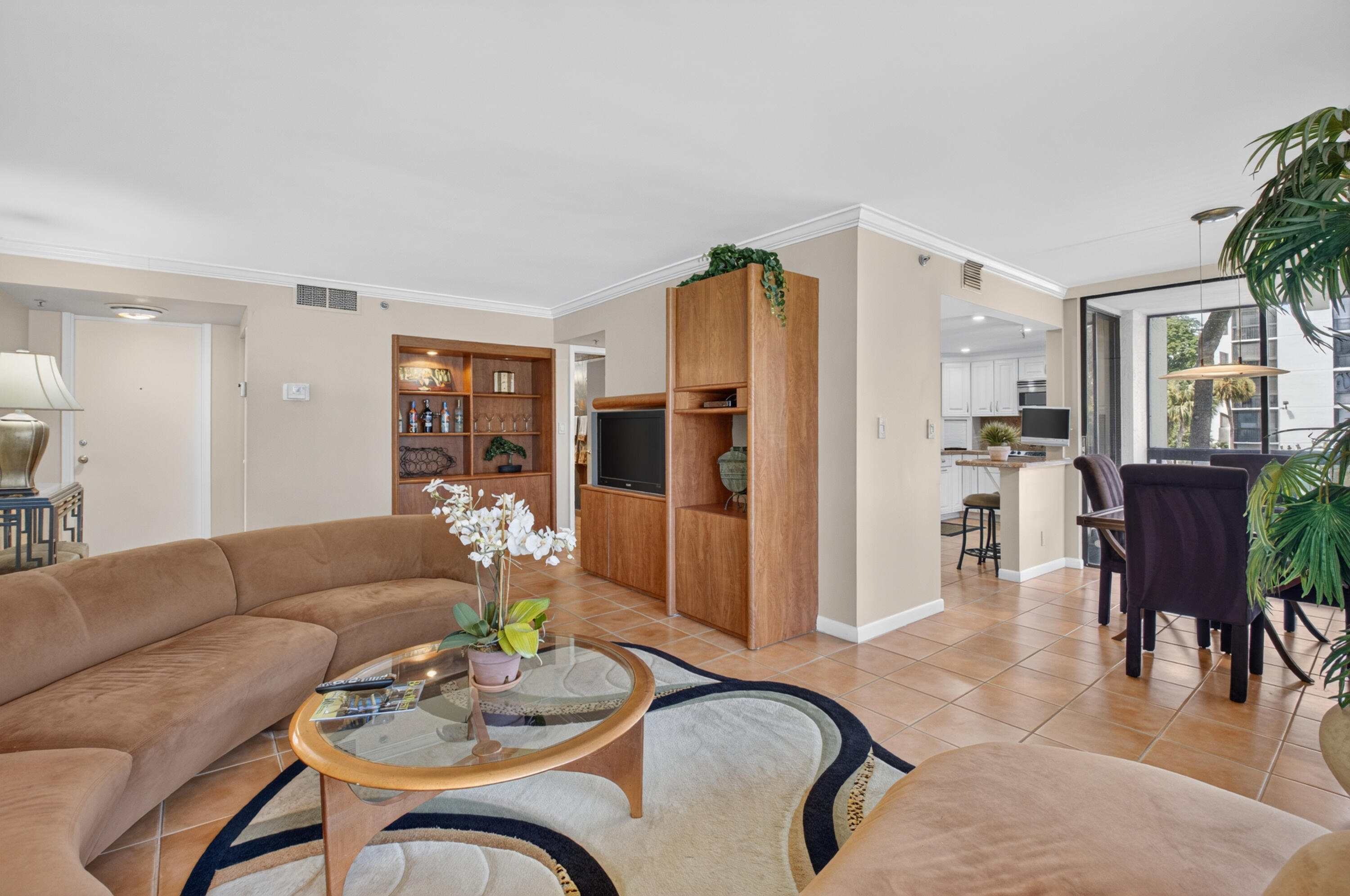 1721 Bridgewood Drive Property Photo 1
