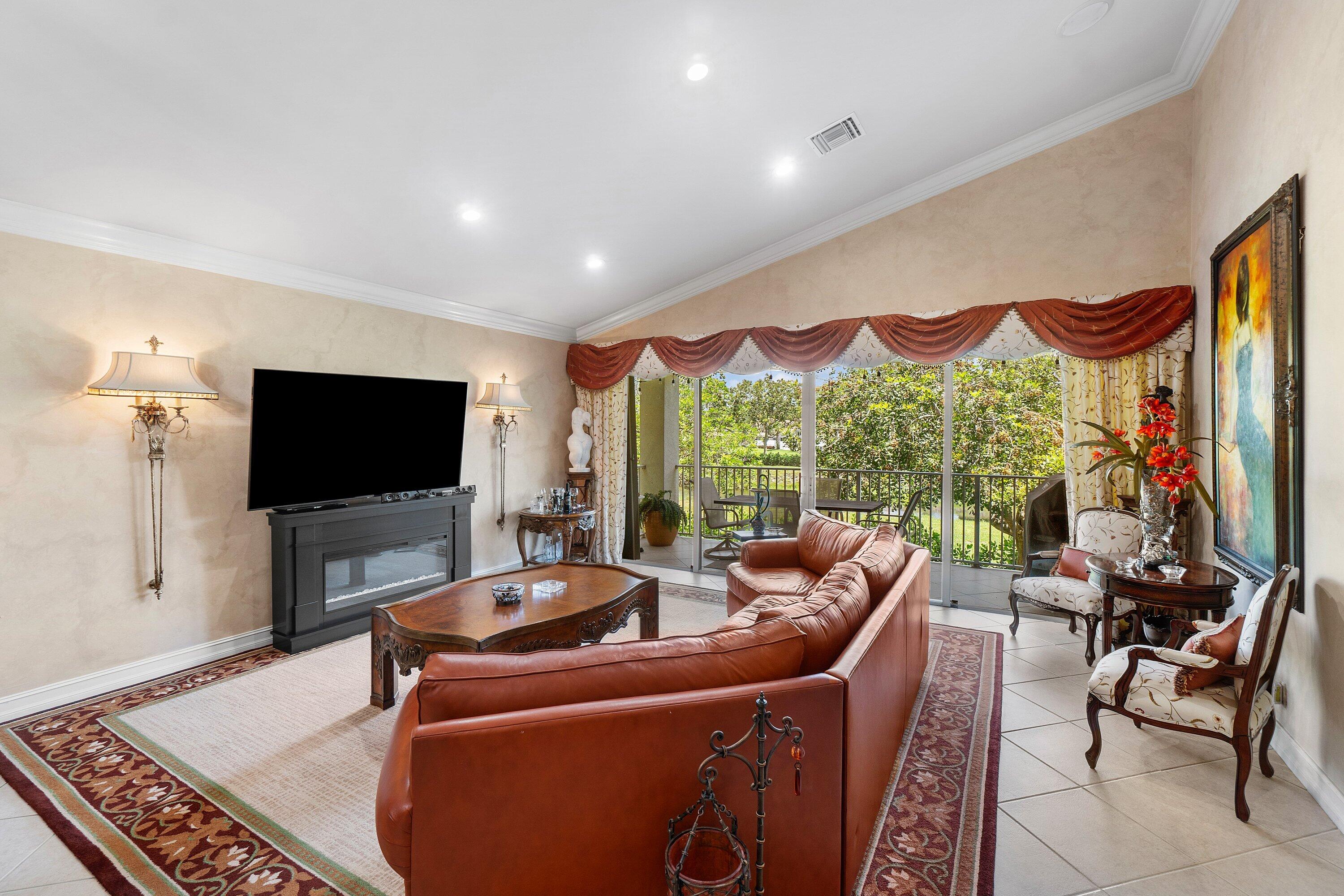 6181 Island Walk C Property Photo 9