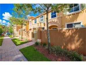626 SW 106TH Avenue 1512 Property Photo 1