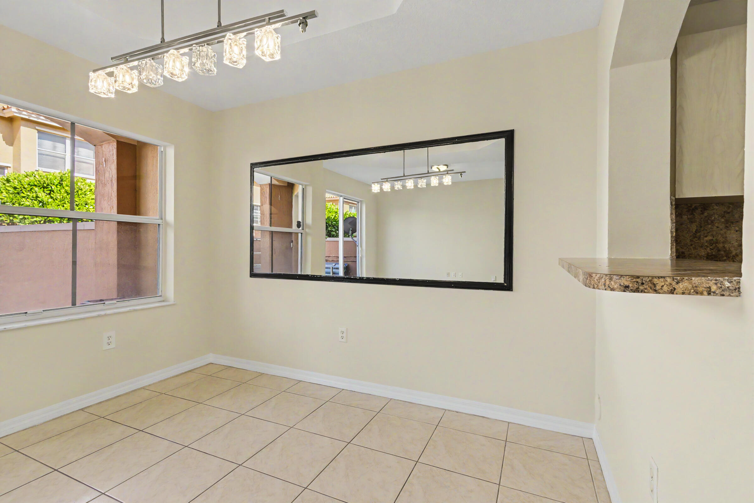 626 Sw 106th Avenue 1512 Property Photo 40
