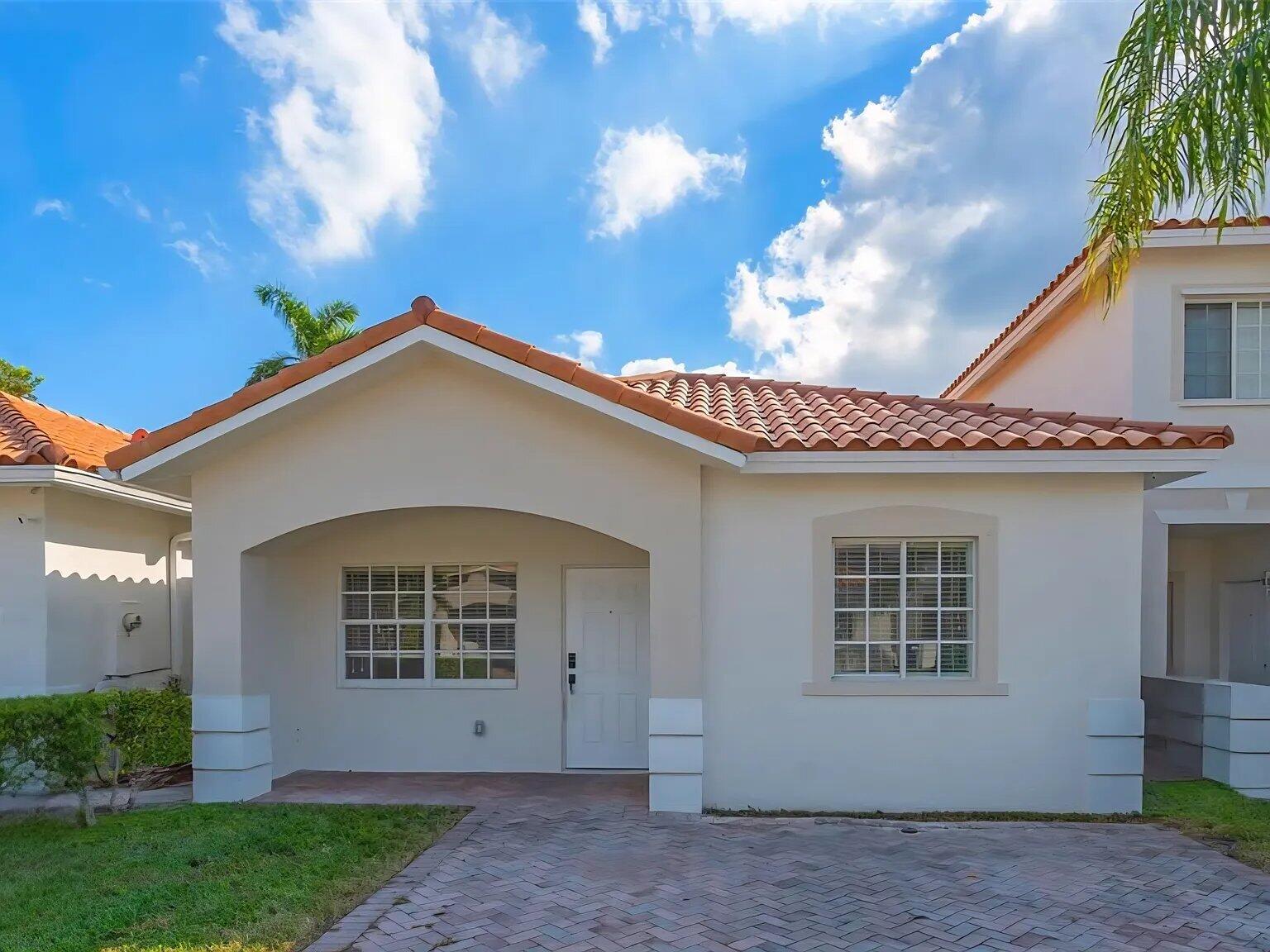 10906 SW 181st Terrace 10906 Property Photo 1