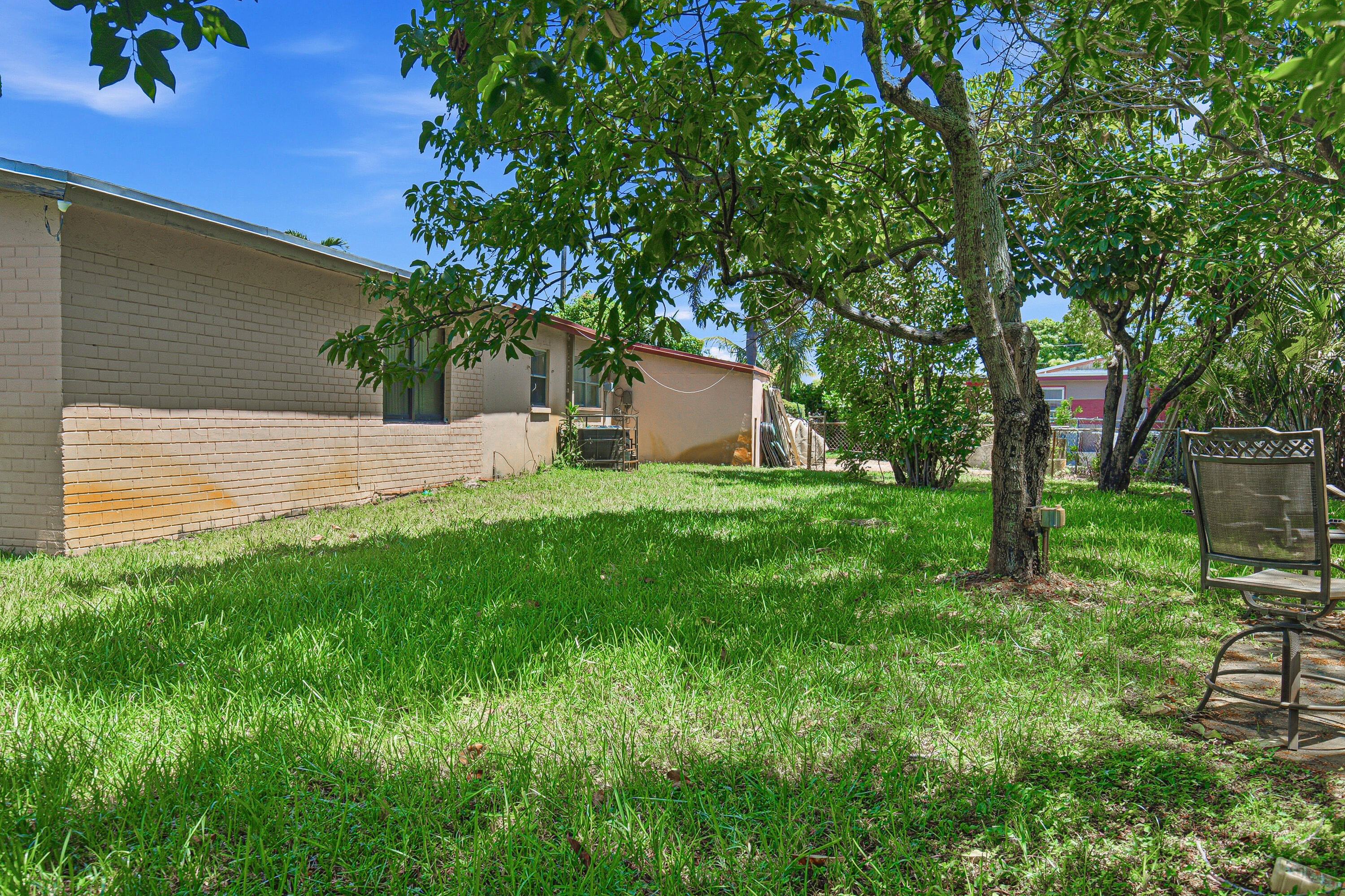 691 Nw 20th Court Property Photo 31