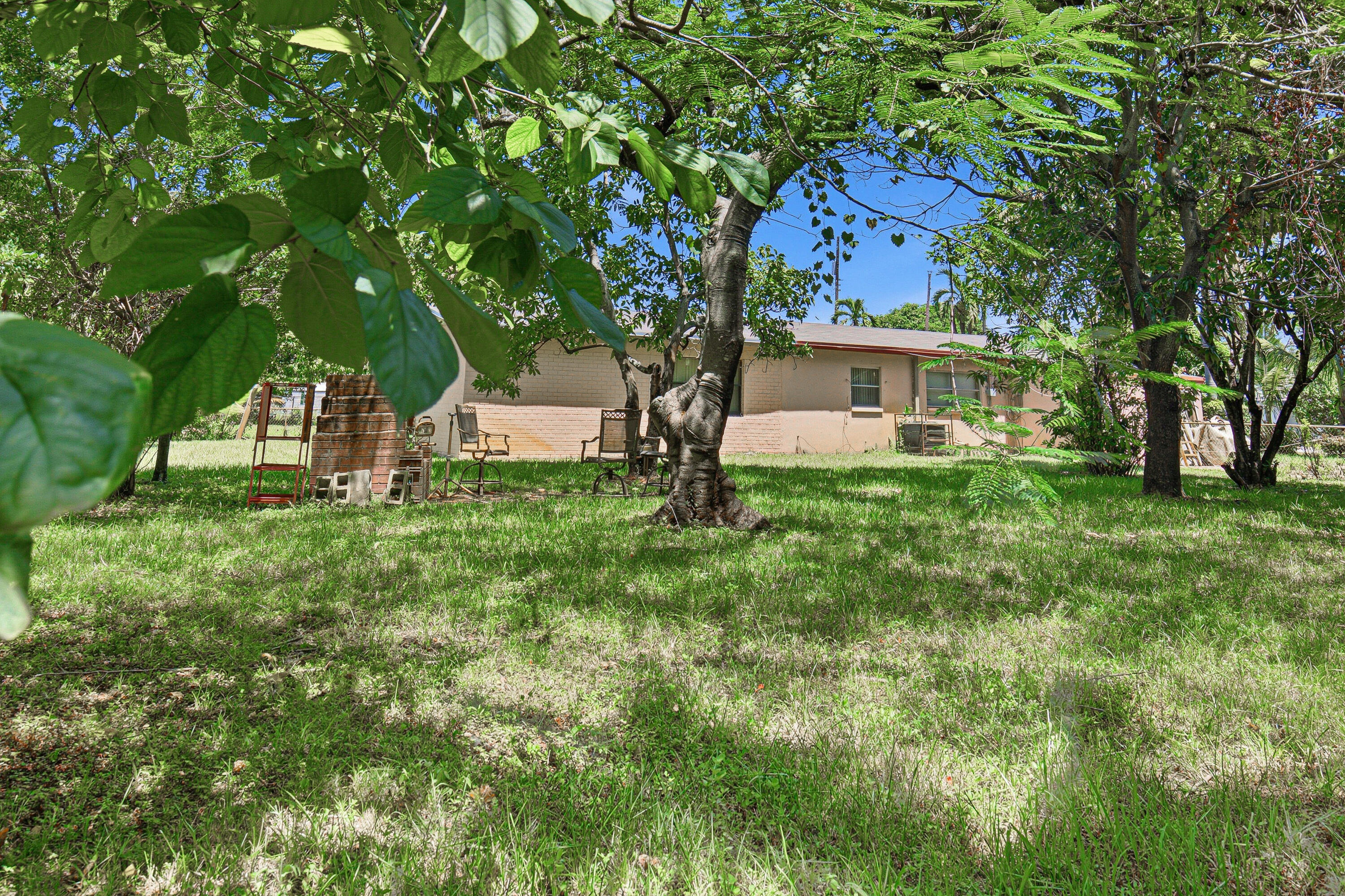 691 Nw 20th Court Property Photo 33