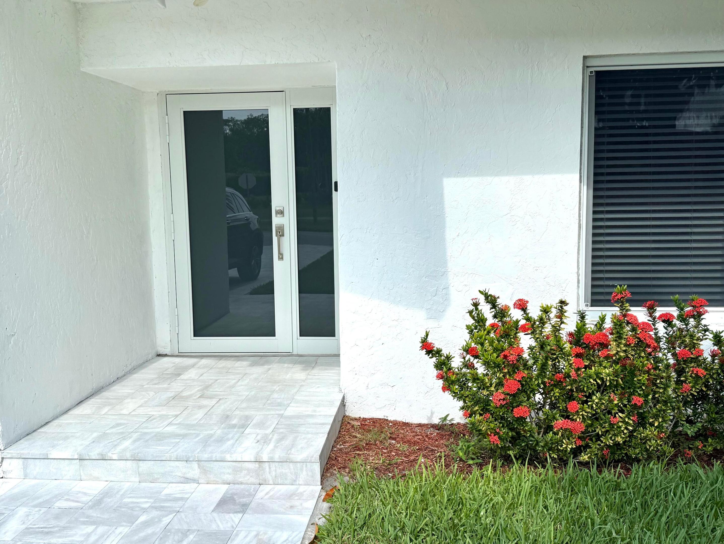 1101 Nw 5th Avenue Property Photo 2