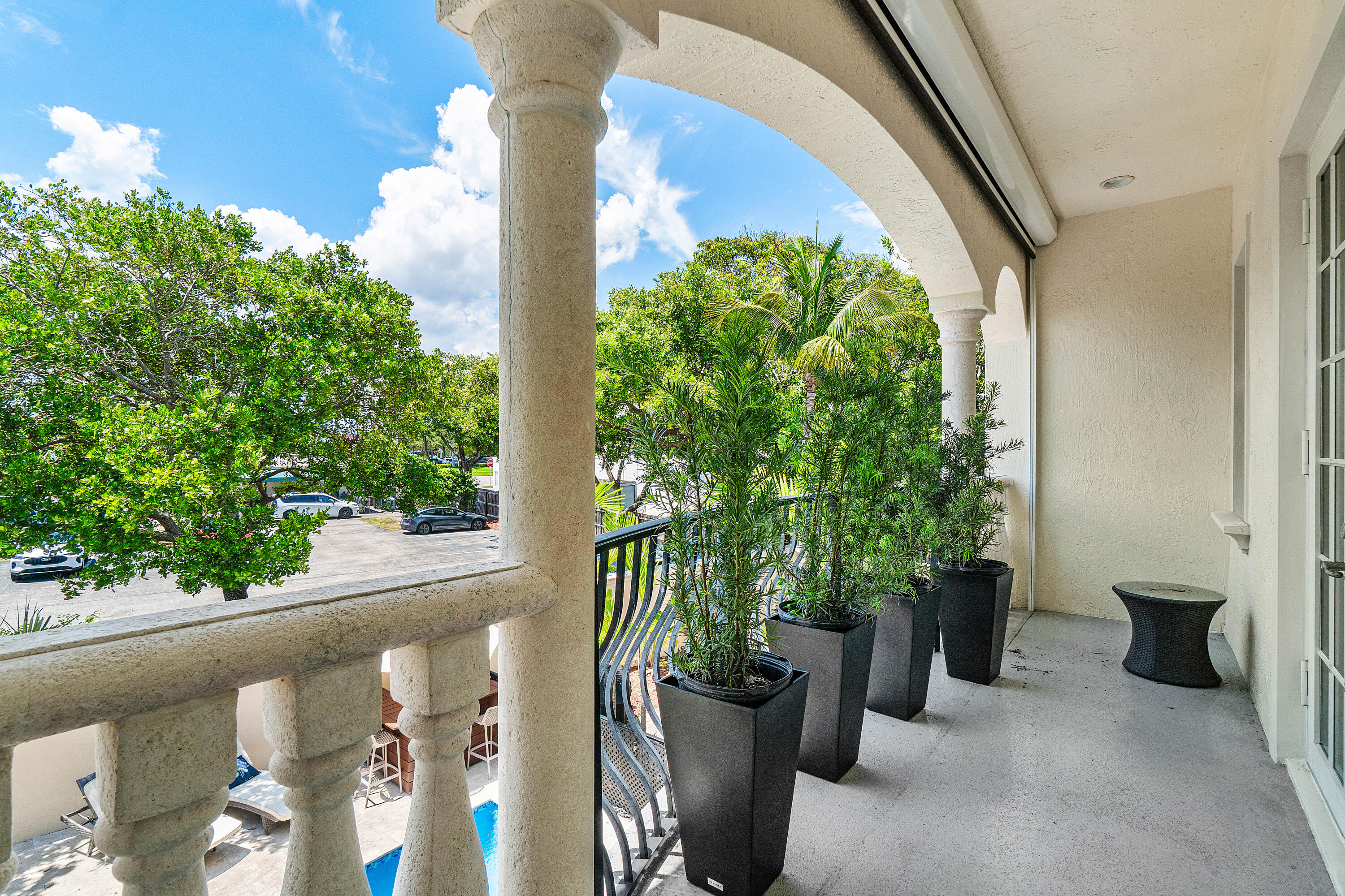 605 Avenue H Property Photo 20