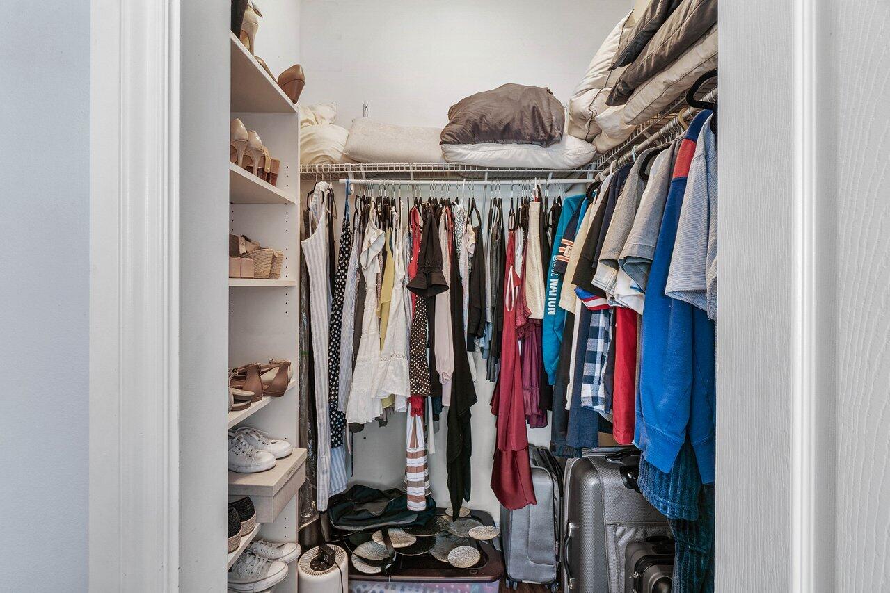 605 Avenue H Property Photo 26