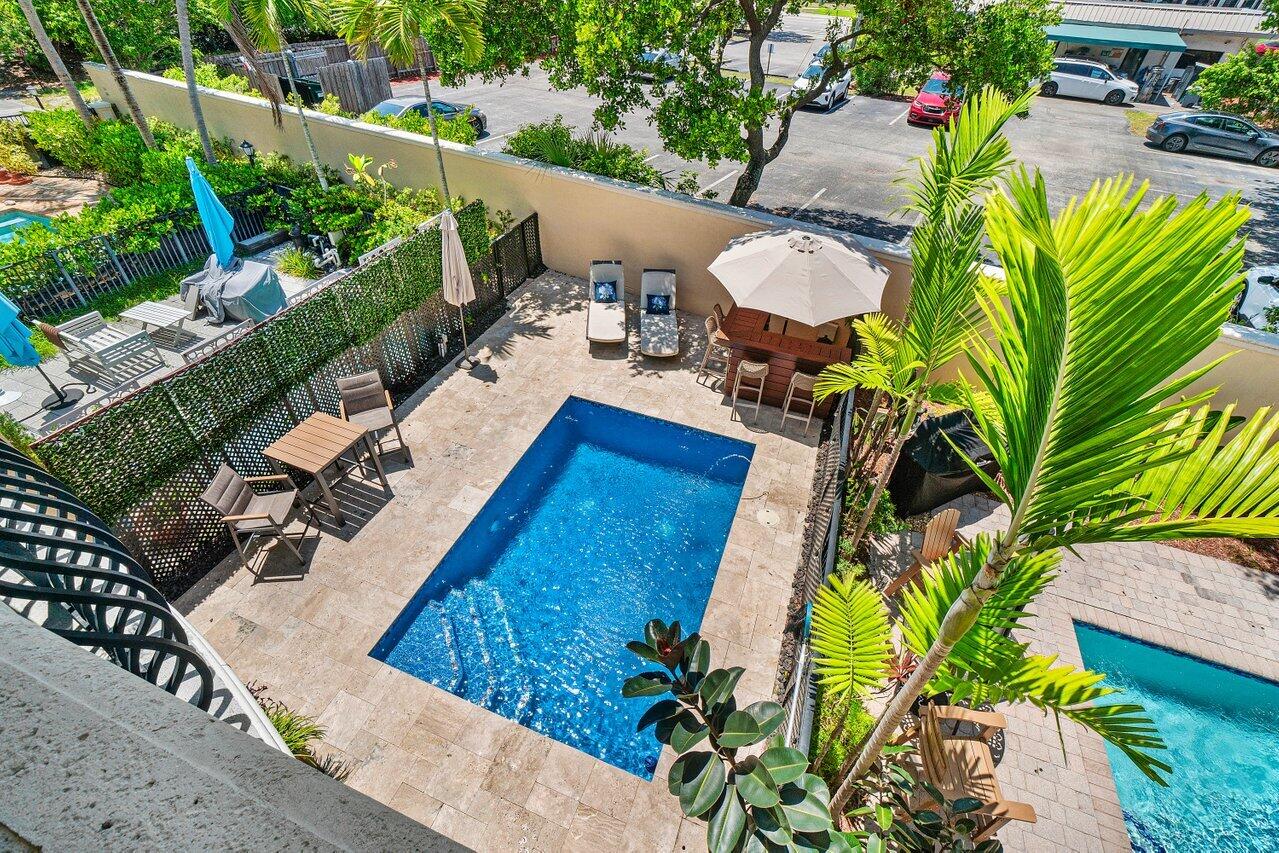 605 Avenue H Property Photo 35