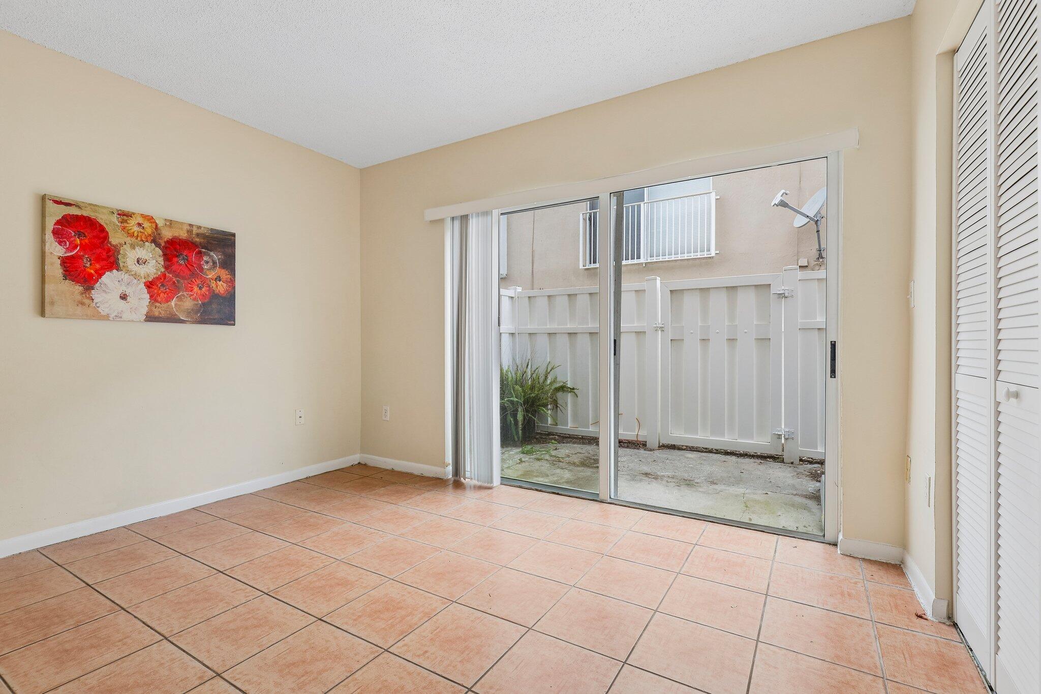 167 Riviera Circle Property Photo 23