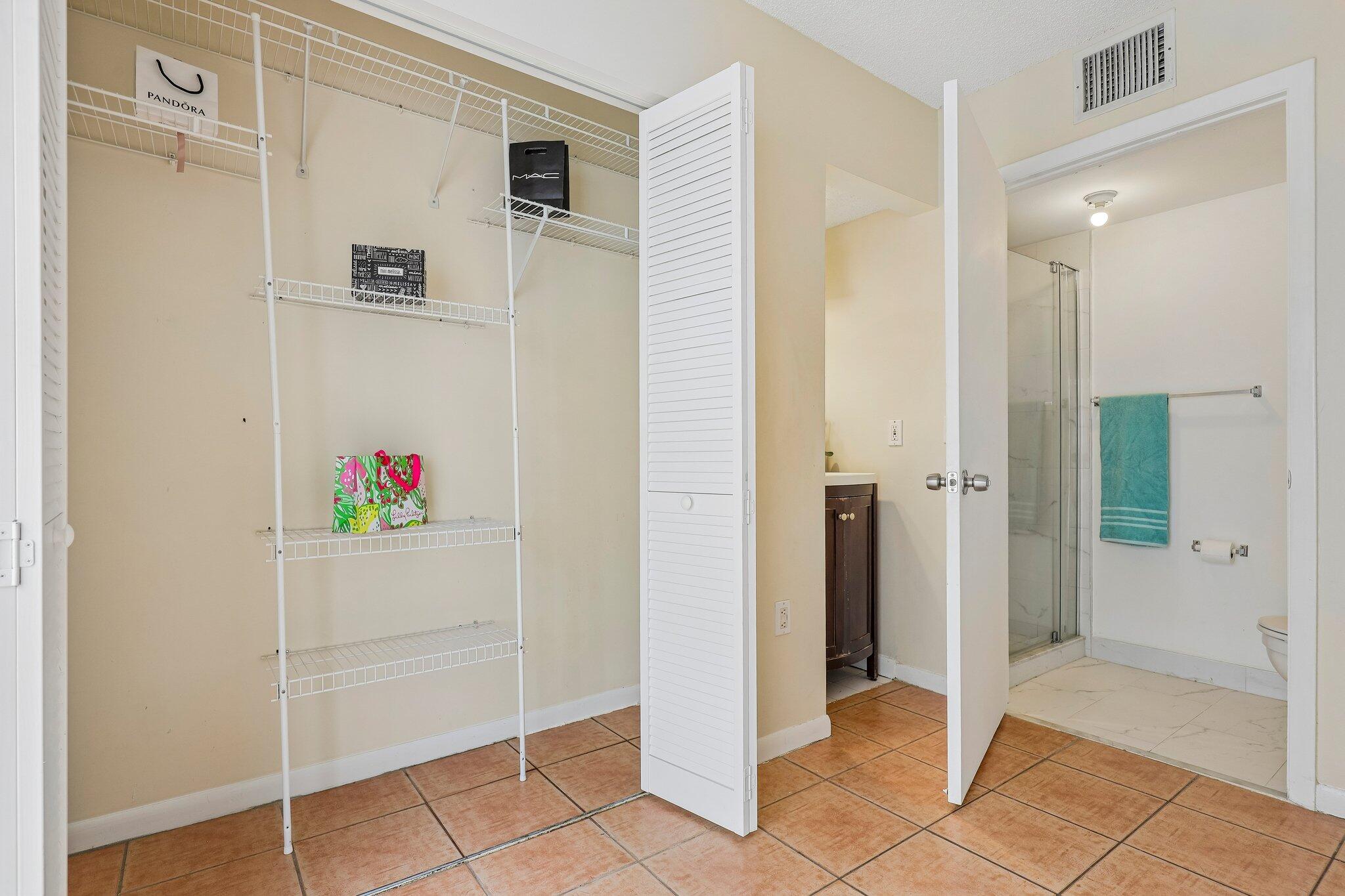 167 Riviera Circle Property Photo 24