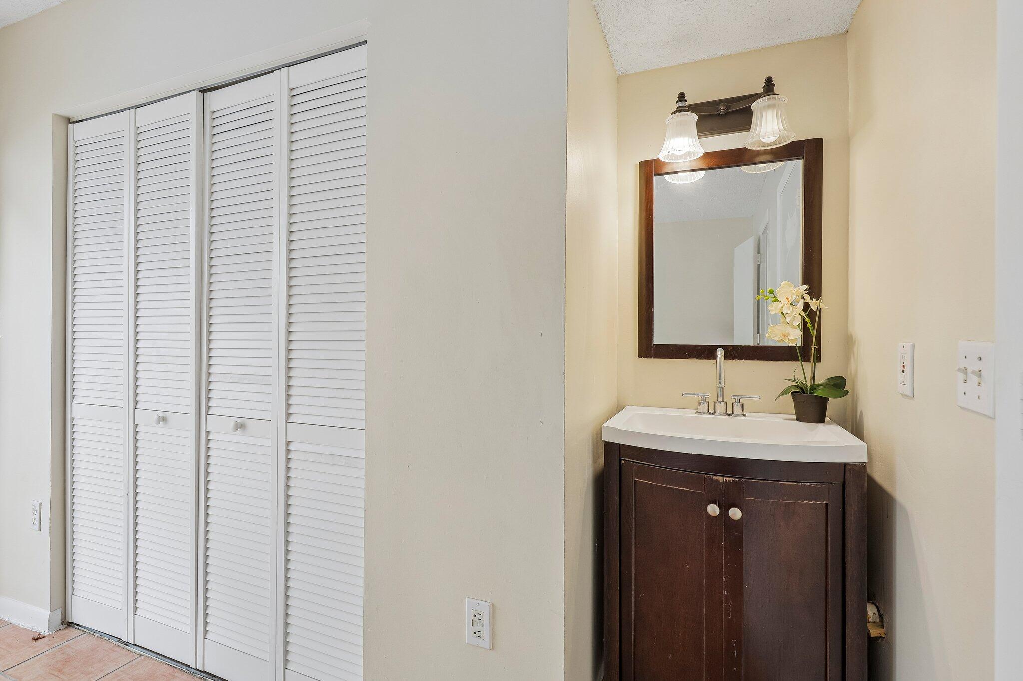 167 Riviera Circle Property Photo 27
