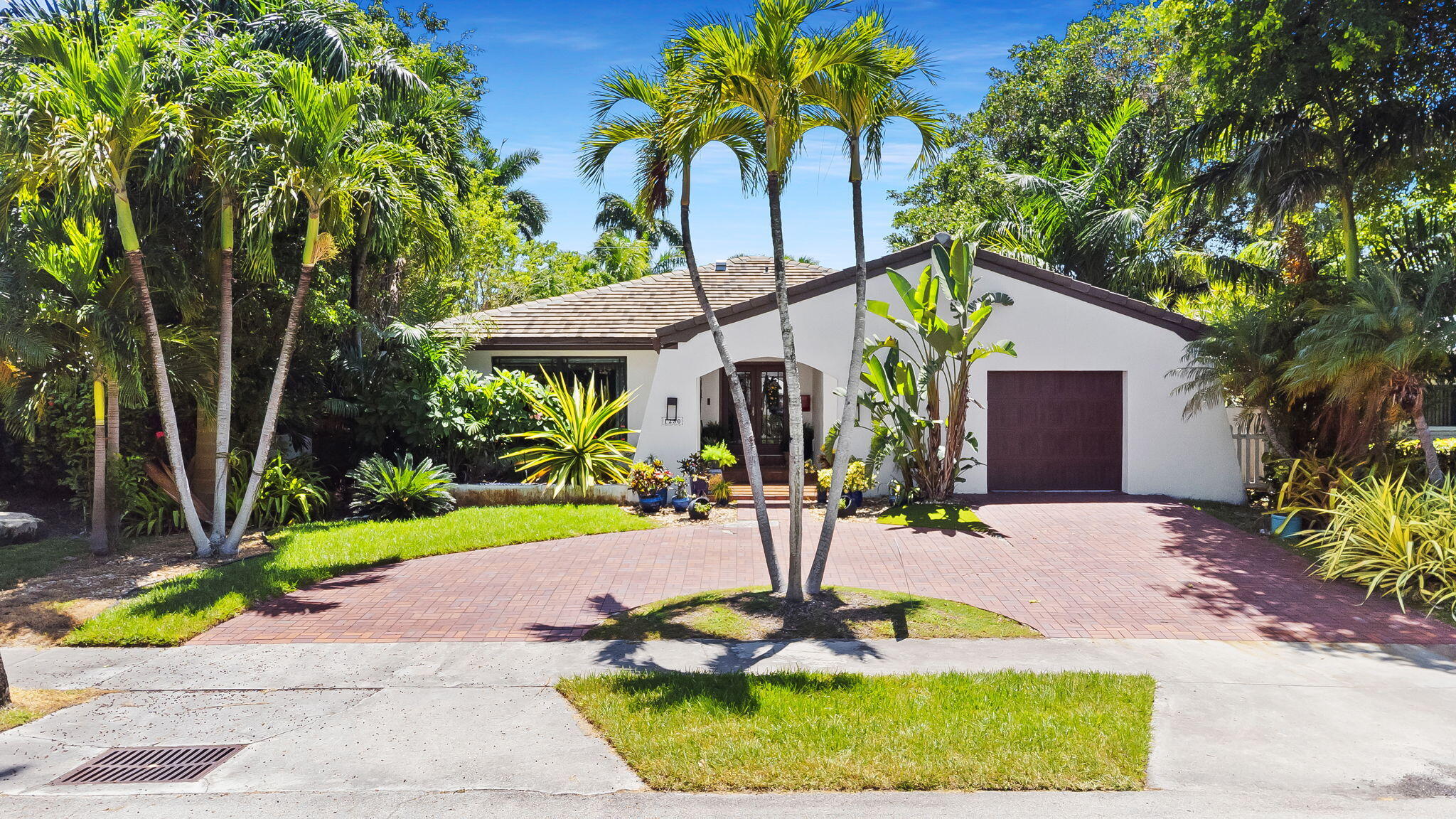 1230 Taylor Street Property Photo 1