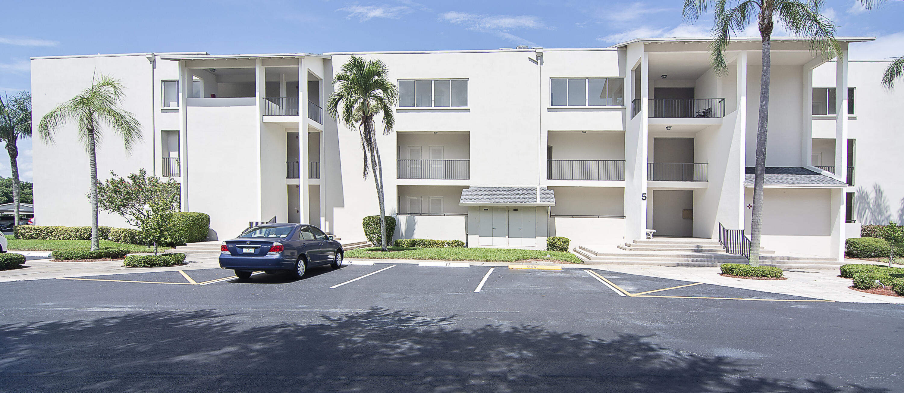 11811 Ave Of The Pga 5-3c Property Photo 1