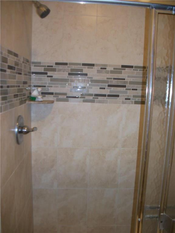 4953 E Lakes Drive Property Photo 10