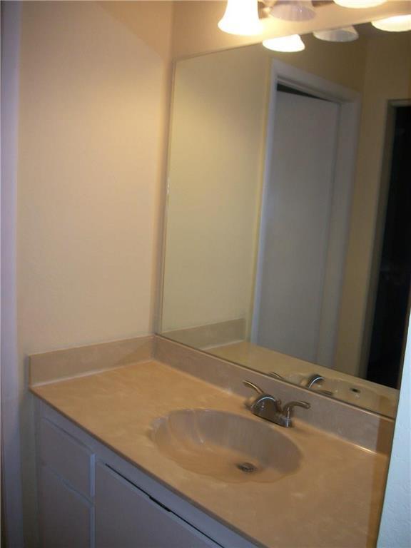 4953 E Lakes Drive Property Photo 13