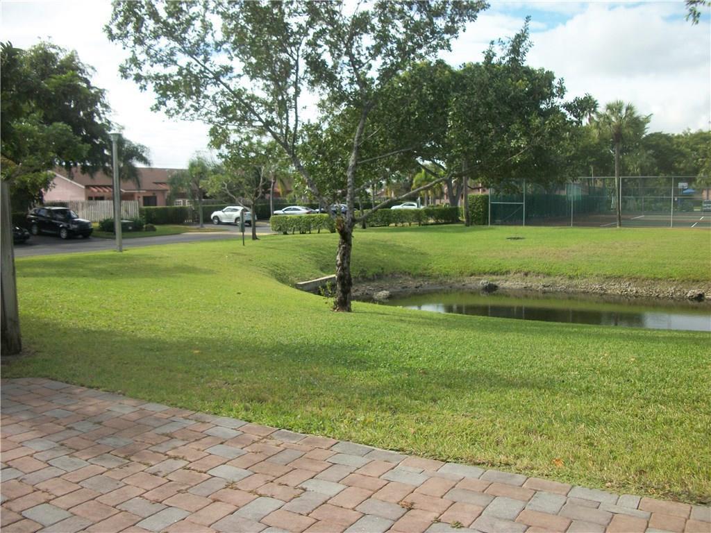 4953 E Lakes Drive Property Photo 19
