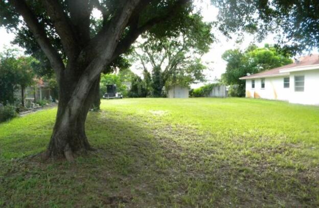 212 Ne 14th Avenue Property Photo 1