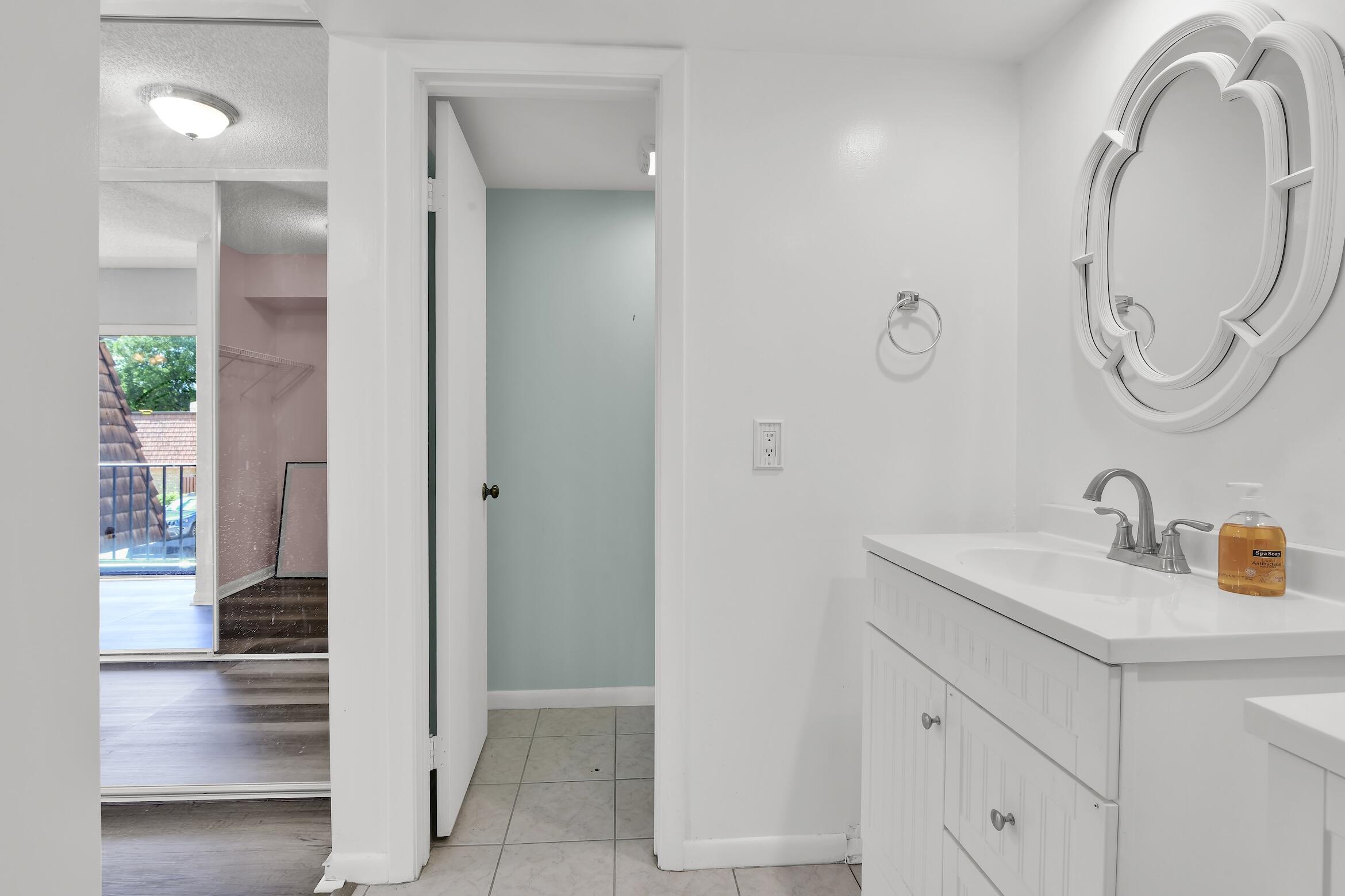 1821 18th Lane Property Photo 10