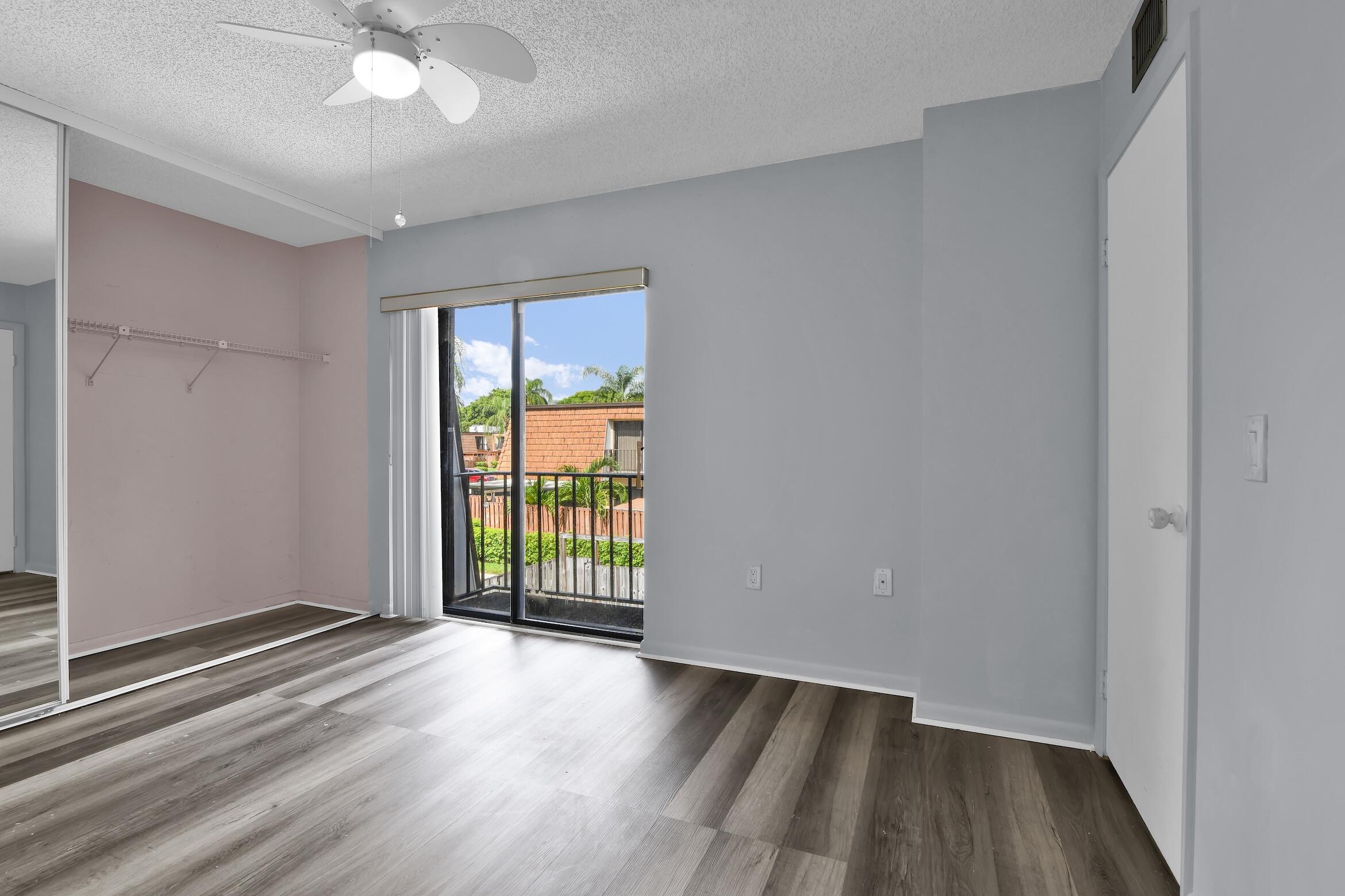 1821 18th Lane Property Photo 14